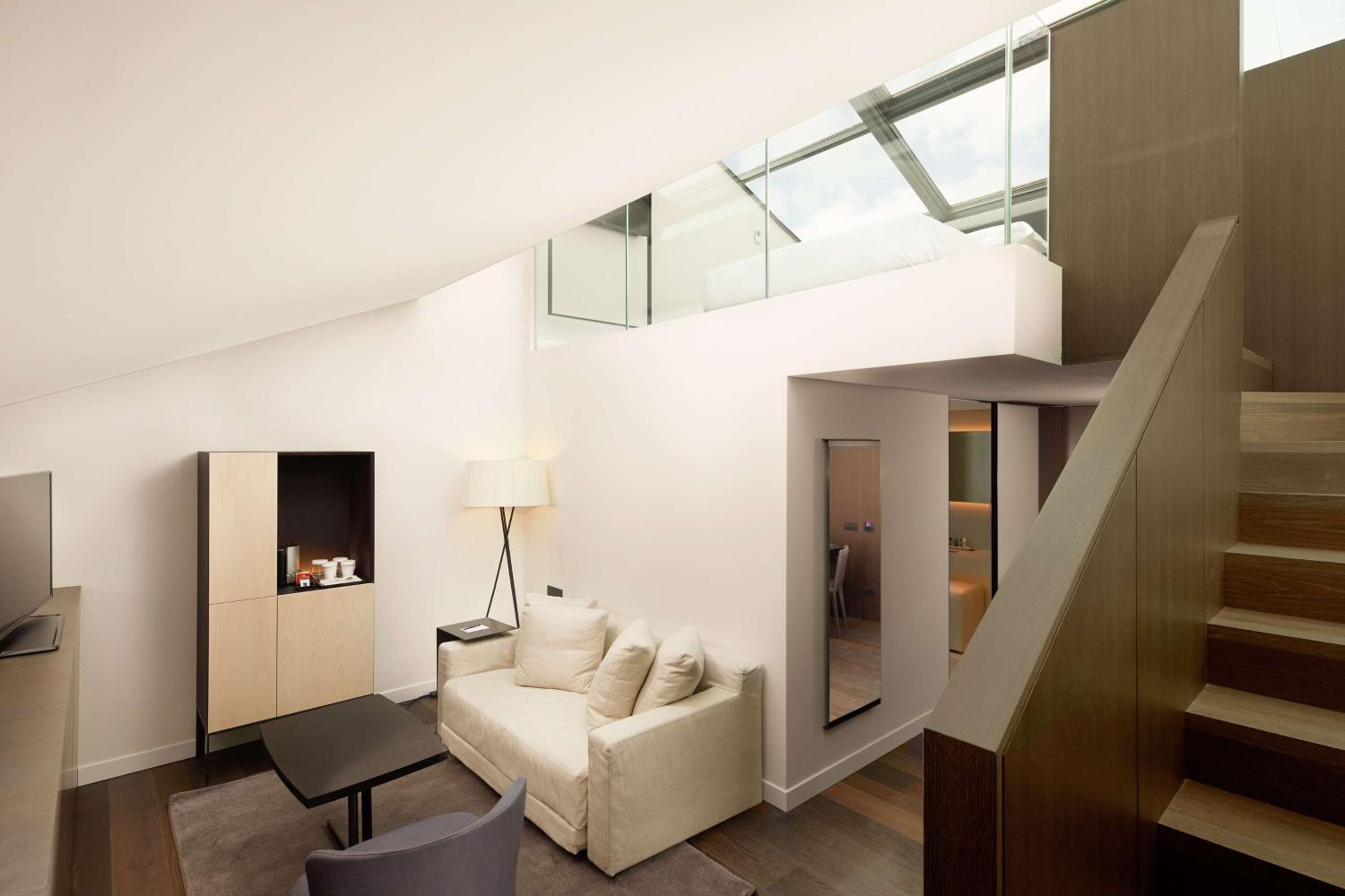 Loft Suite