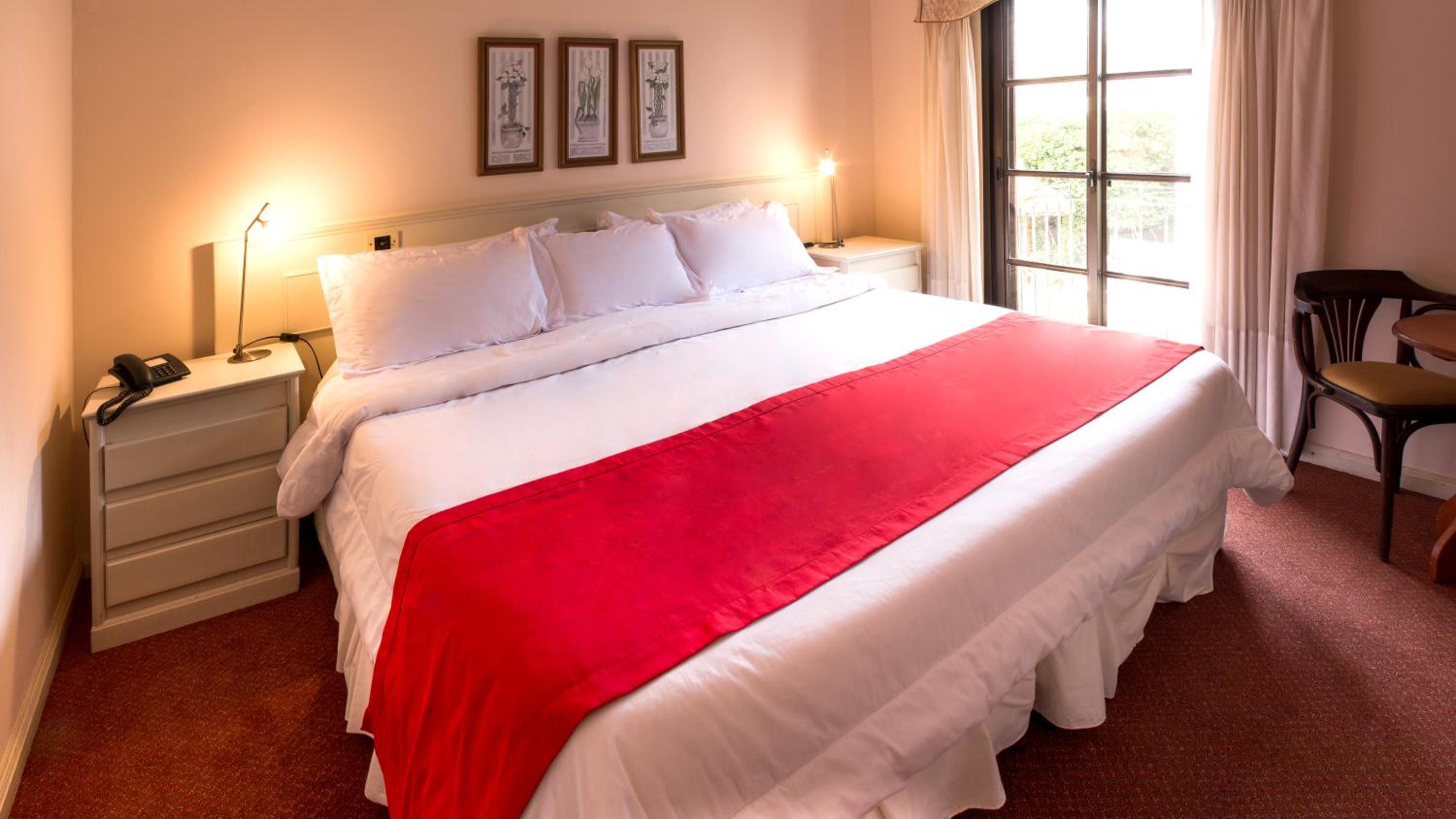 Deluxe Double or Twin Room photo 1