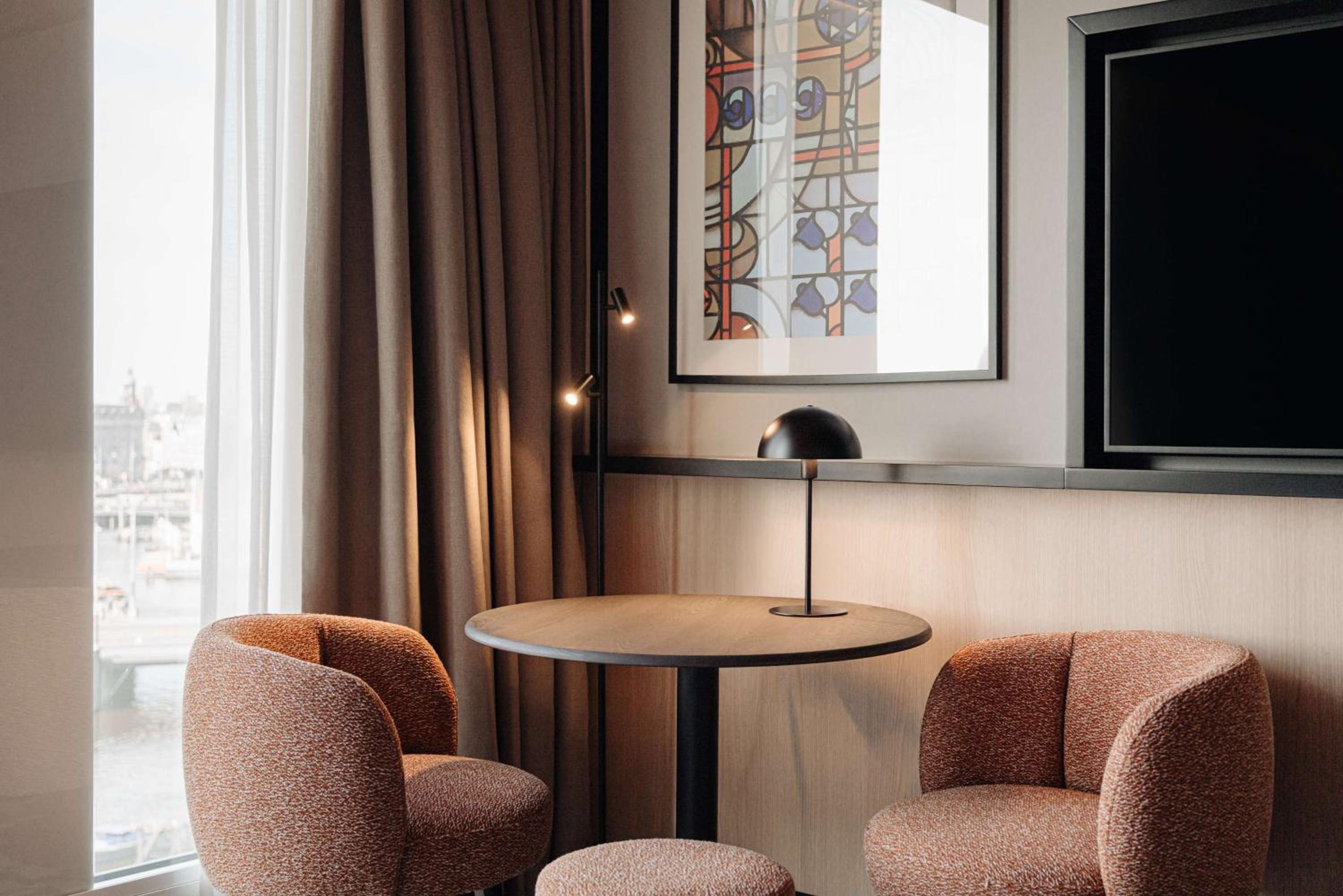 King Corner Room with City View and Canal View photo 3