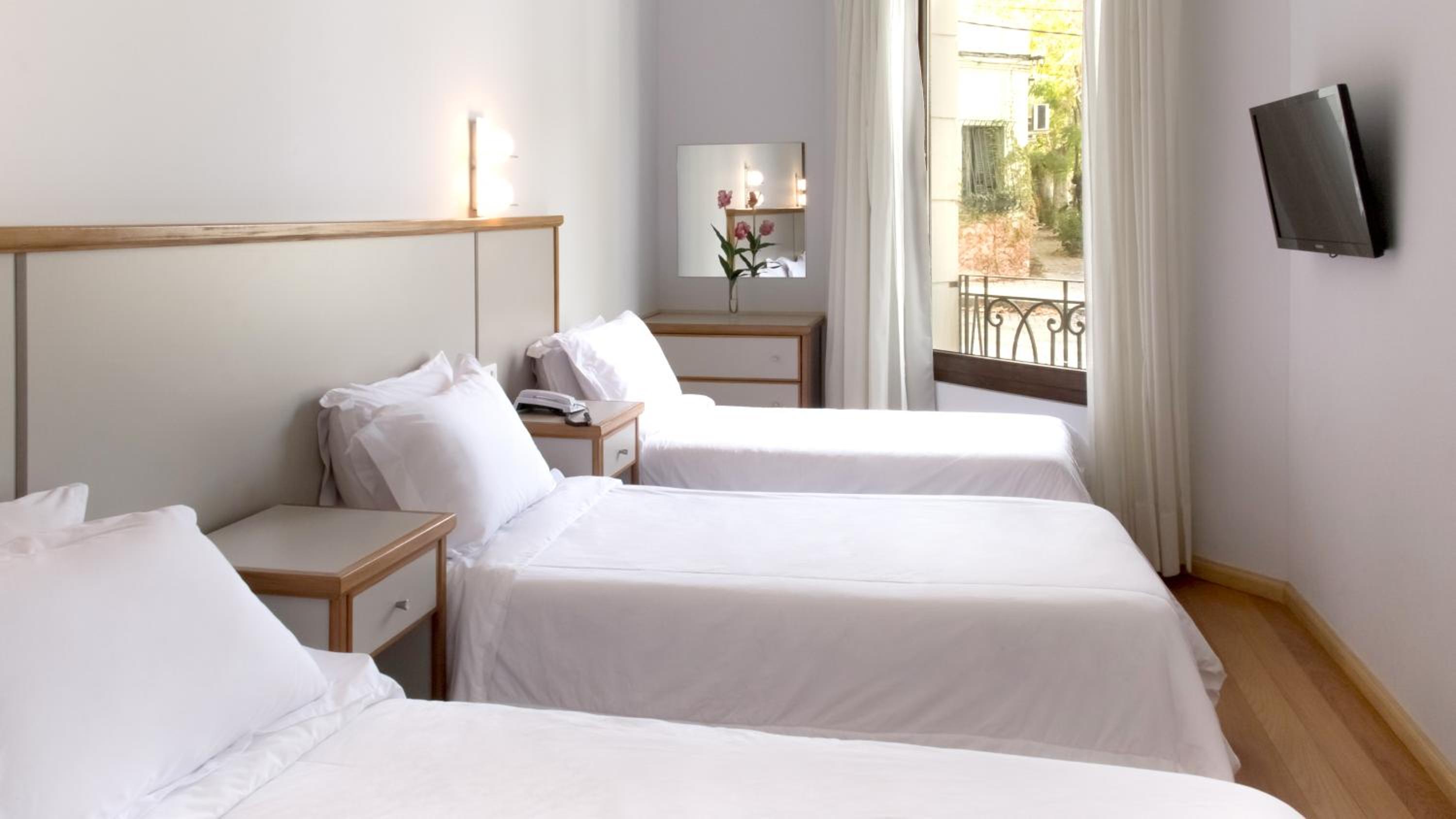 Superior Triple Room photo 1
