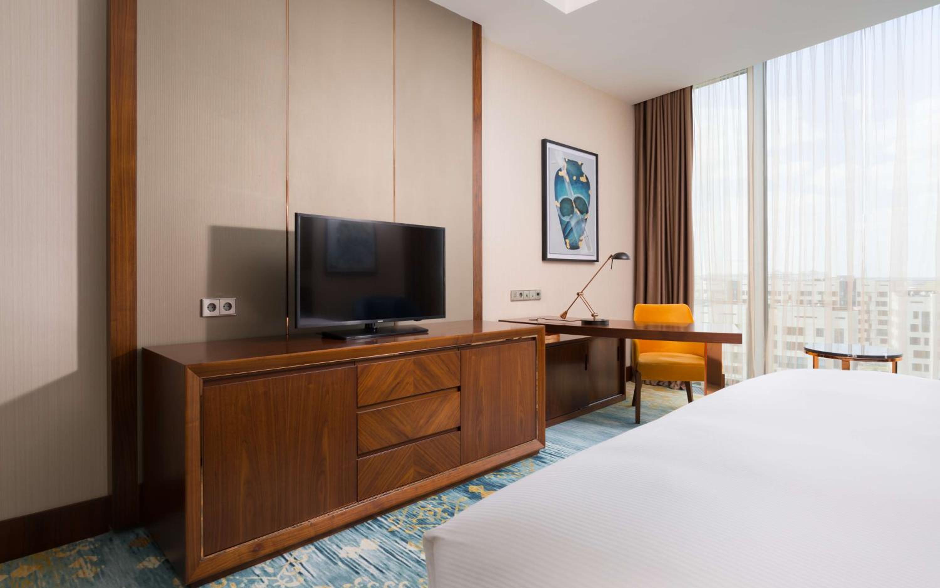 Superior One-Bedroom King Suite