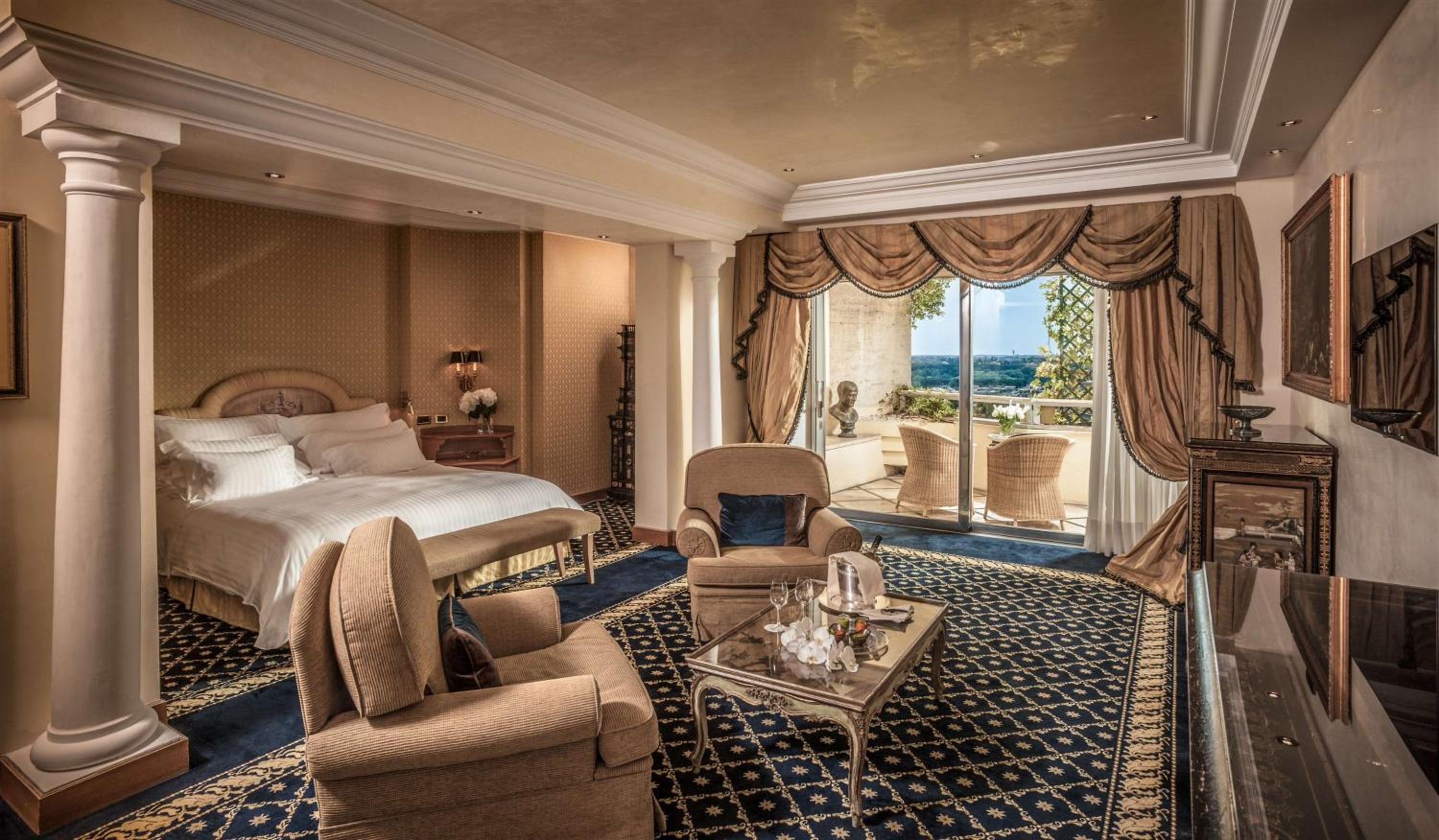 Alcove Suite