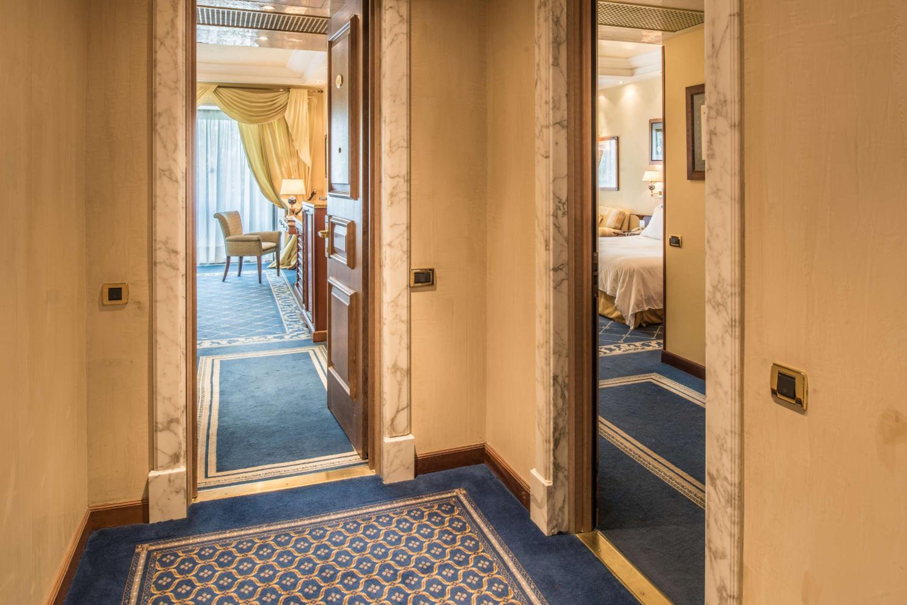 Family Connecting Rooms