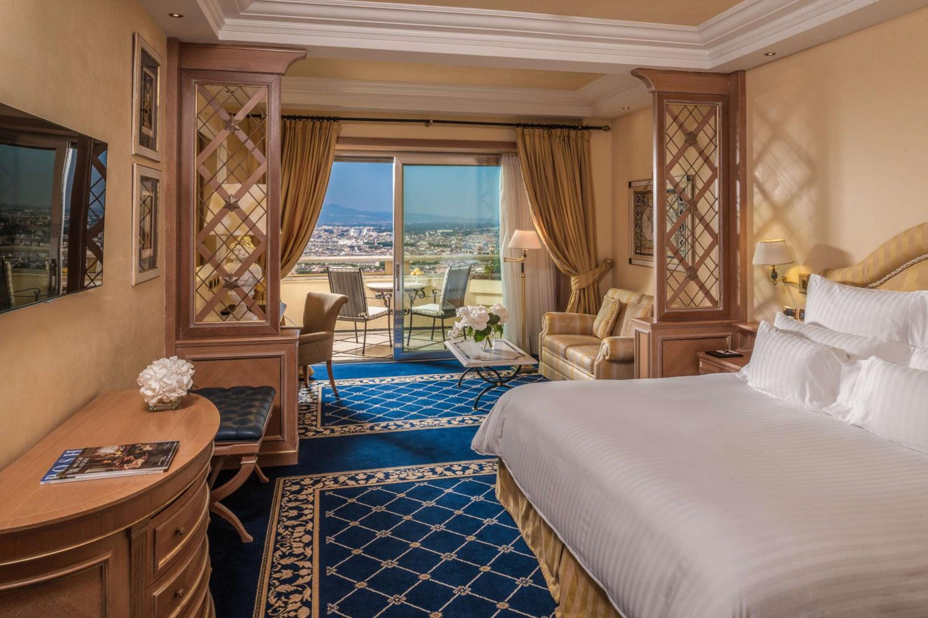 Imperial King Room with City View