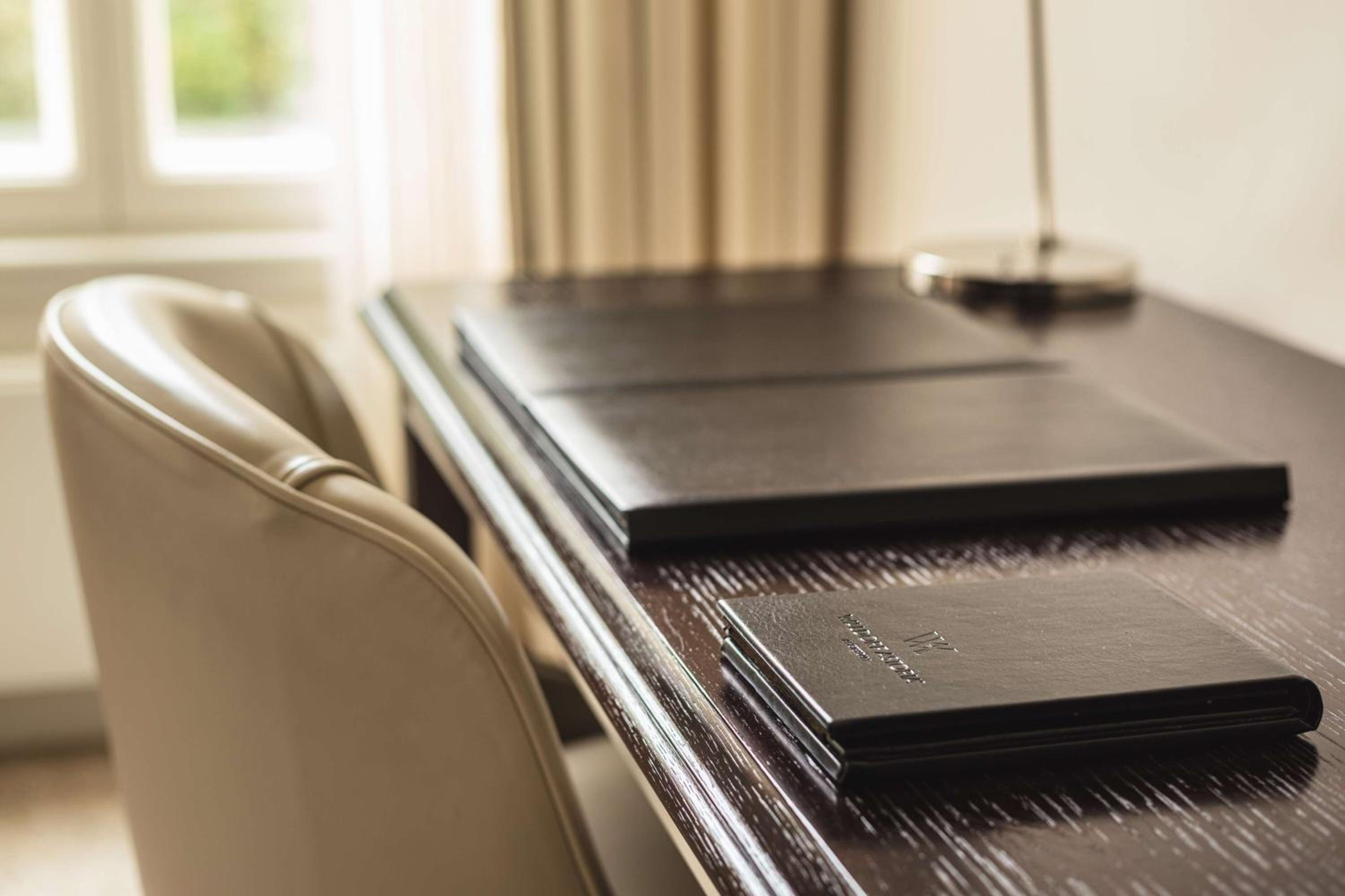 Grand Premier King Room