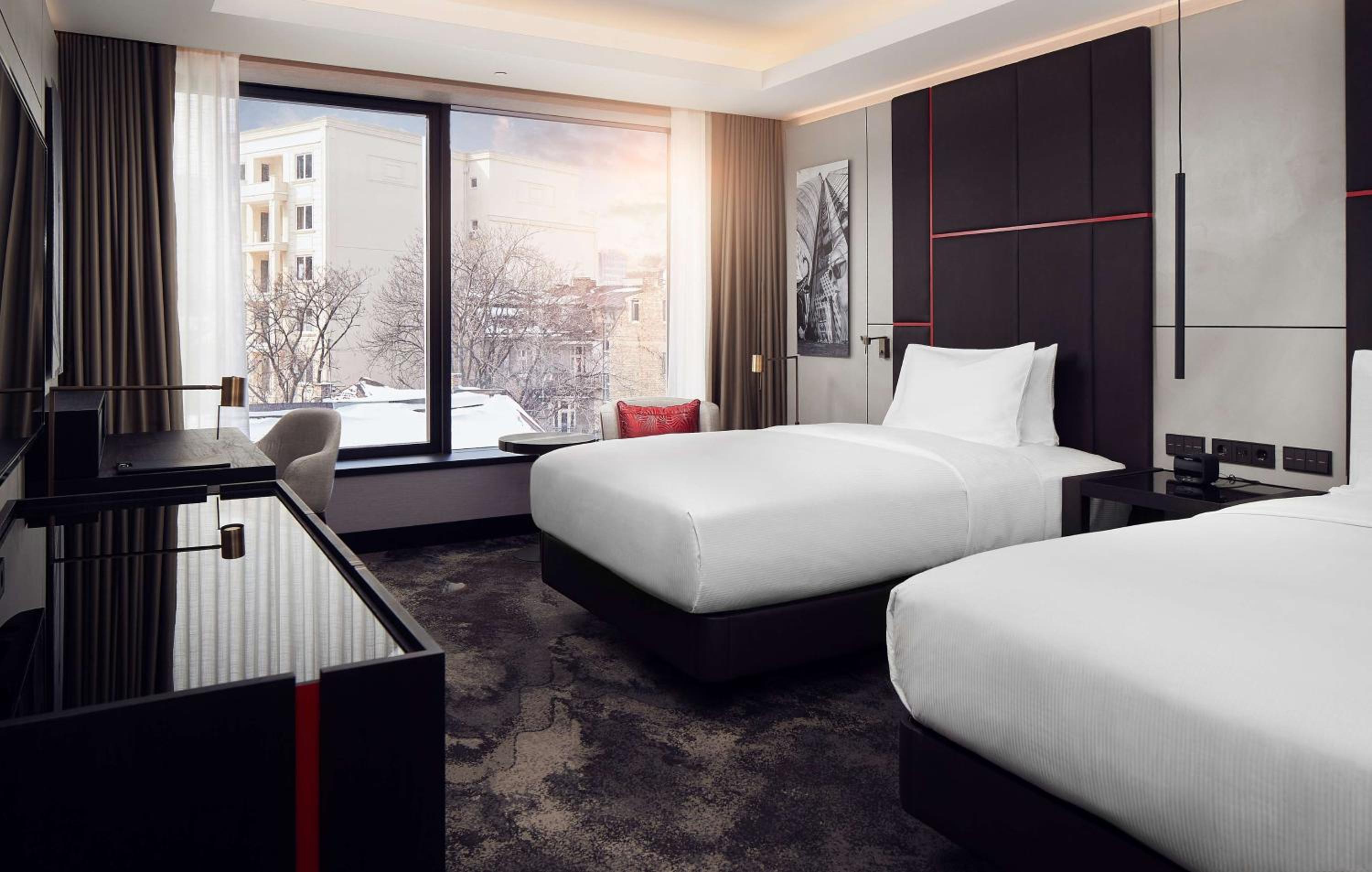 Executive Double Room with Two Double Beds photo 3