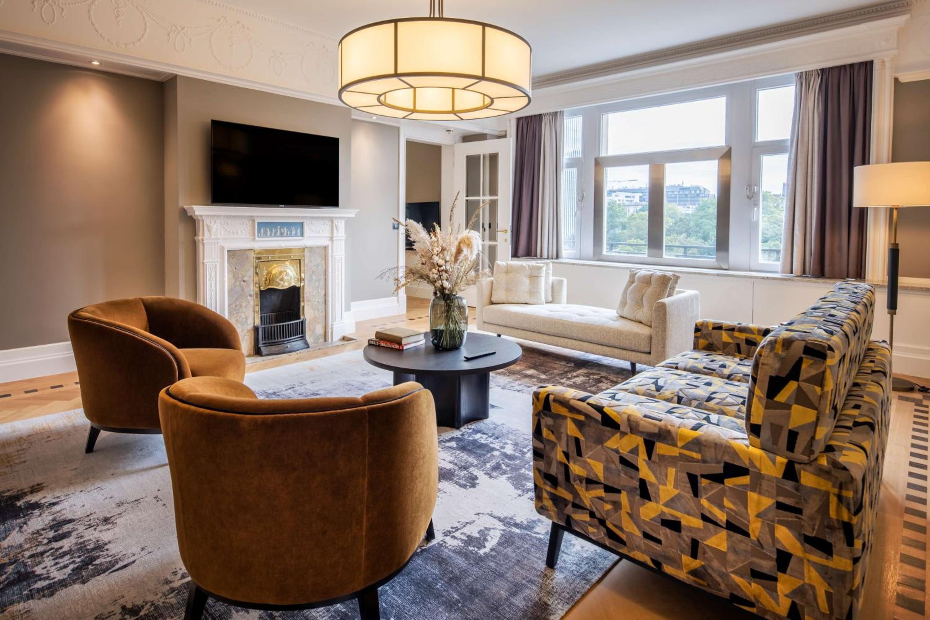 One-Bedroom King Suite with View