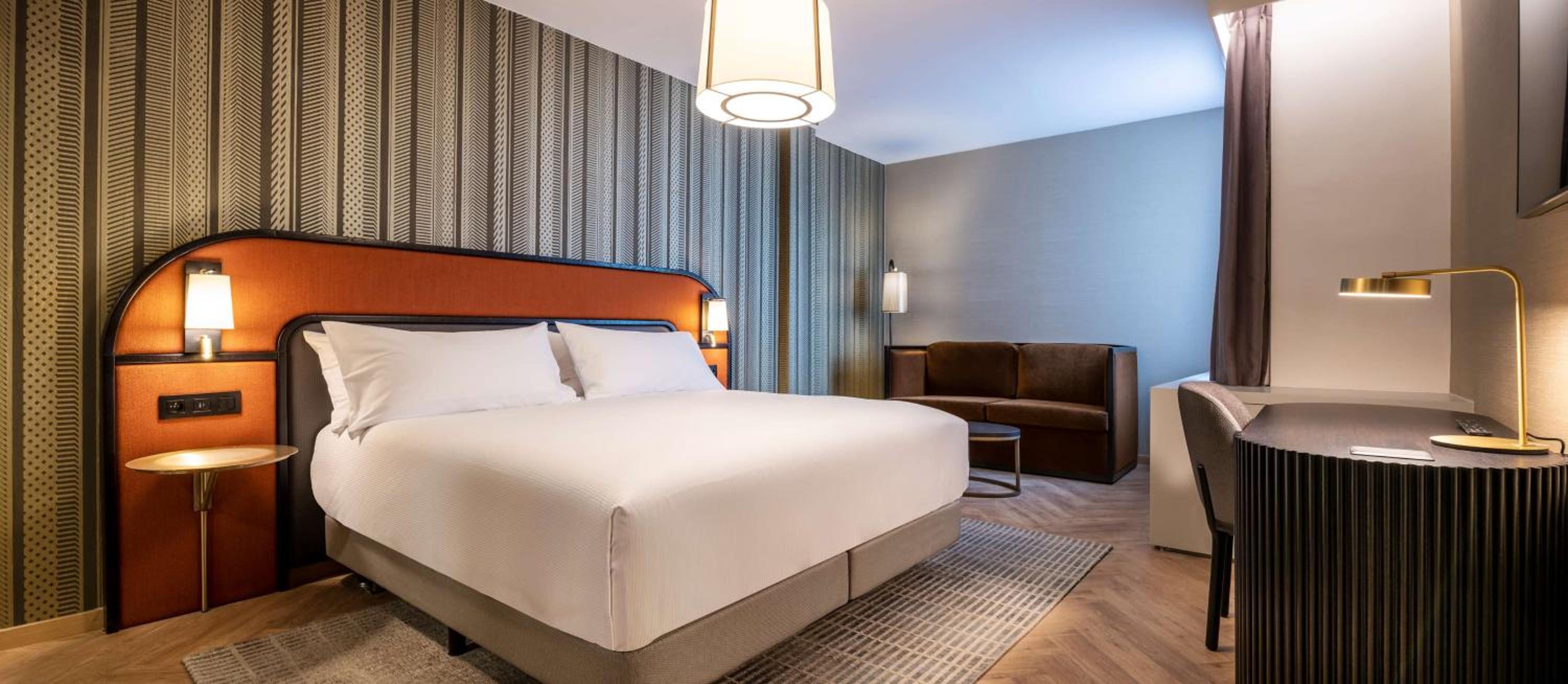 King Room with Sofa Bed