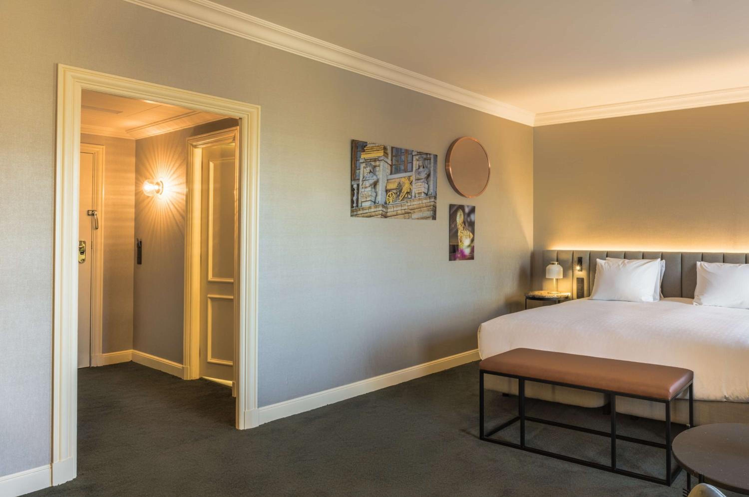 King Guest Room