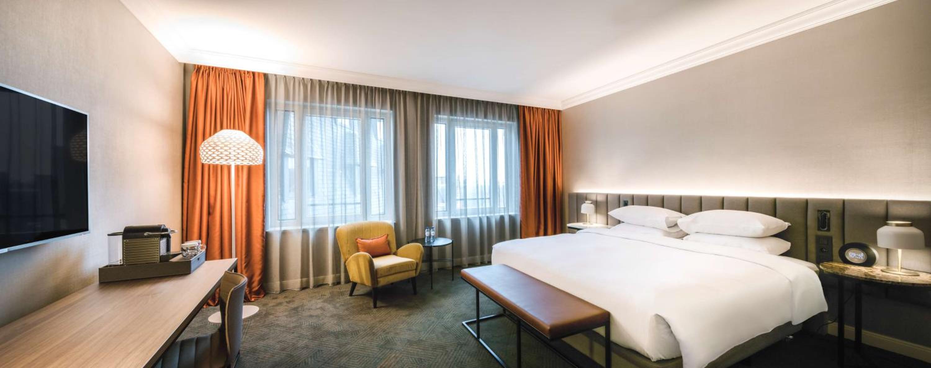 Executive King Room - Lounge Access
