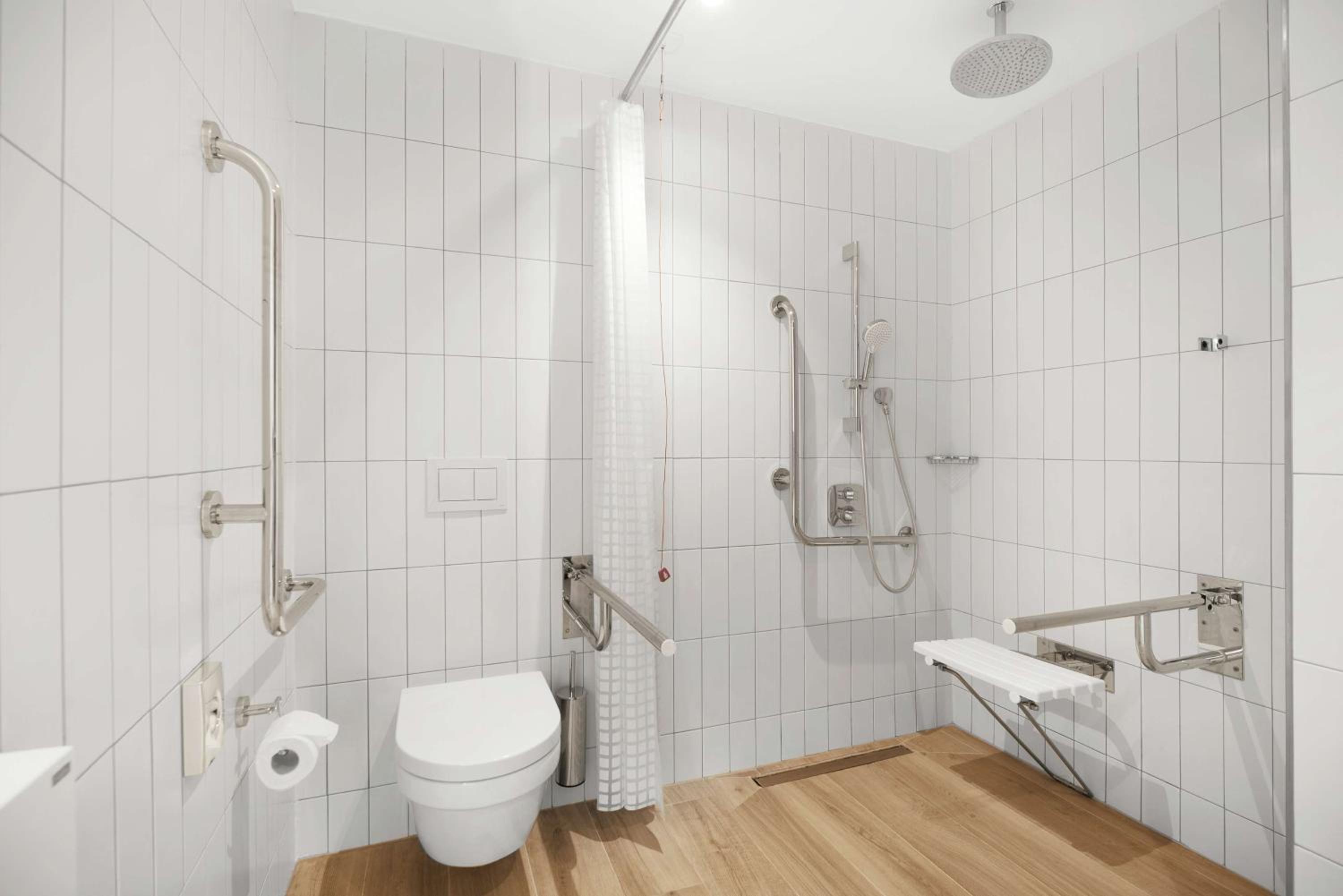 King Room - Mobility Access - Photo 3