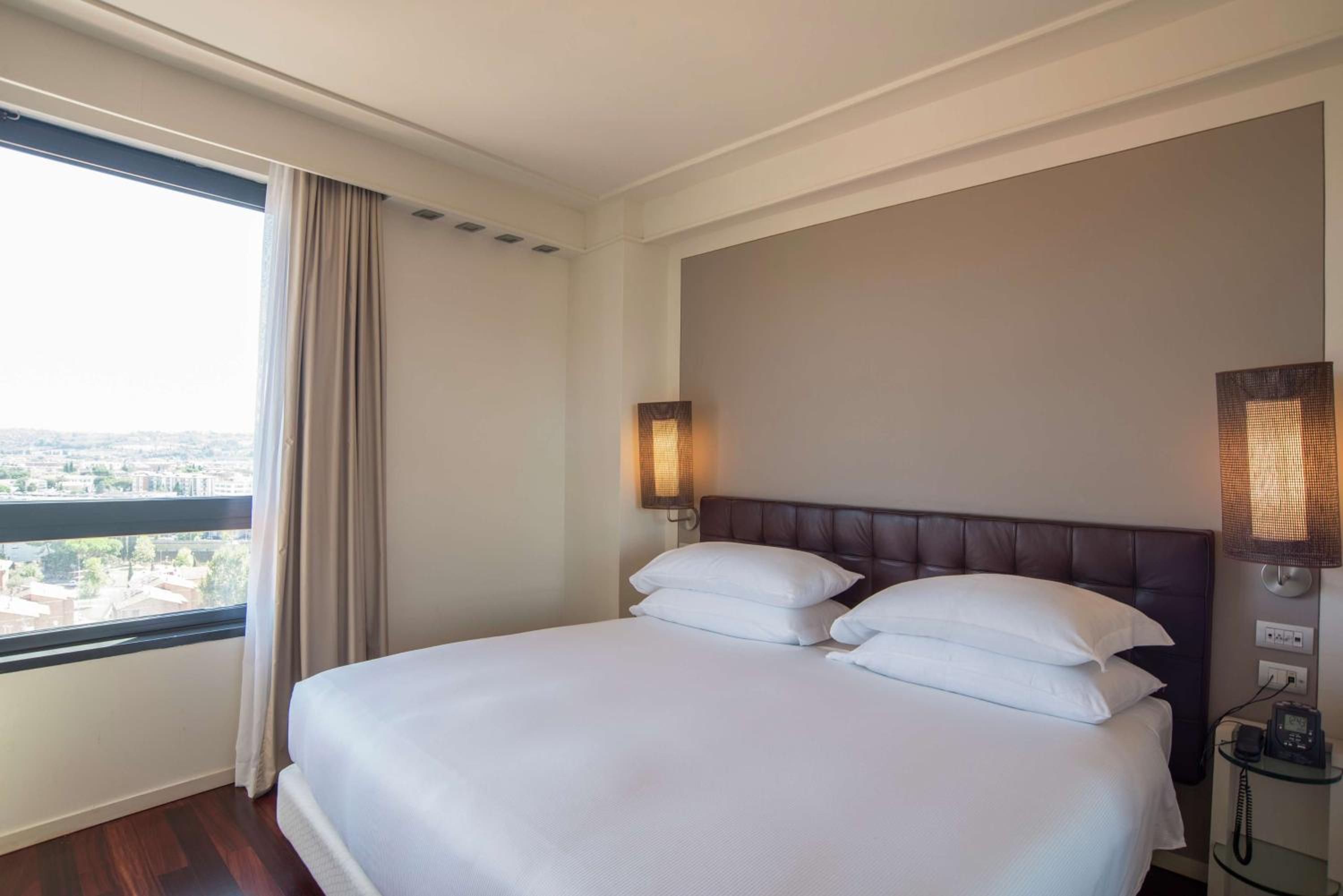 King Room with City View
