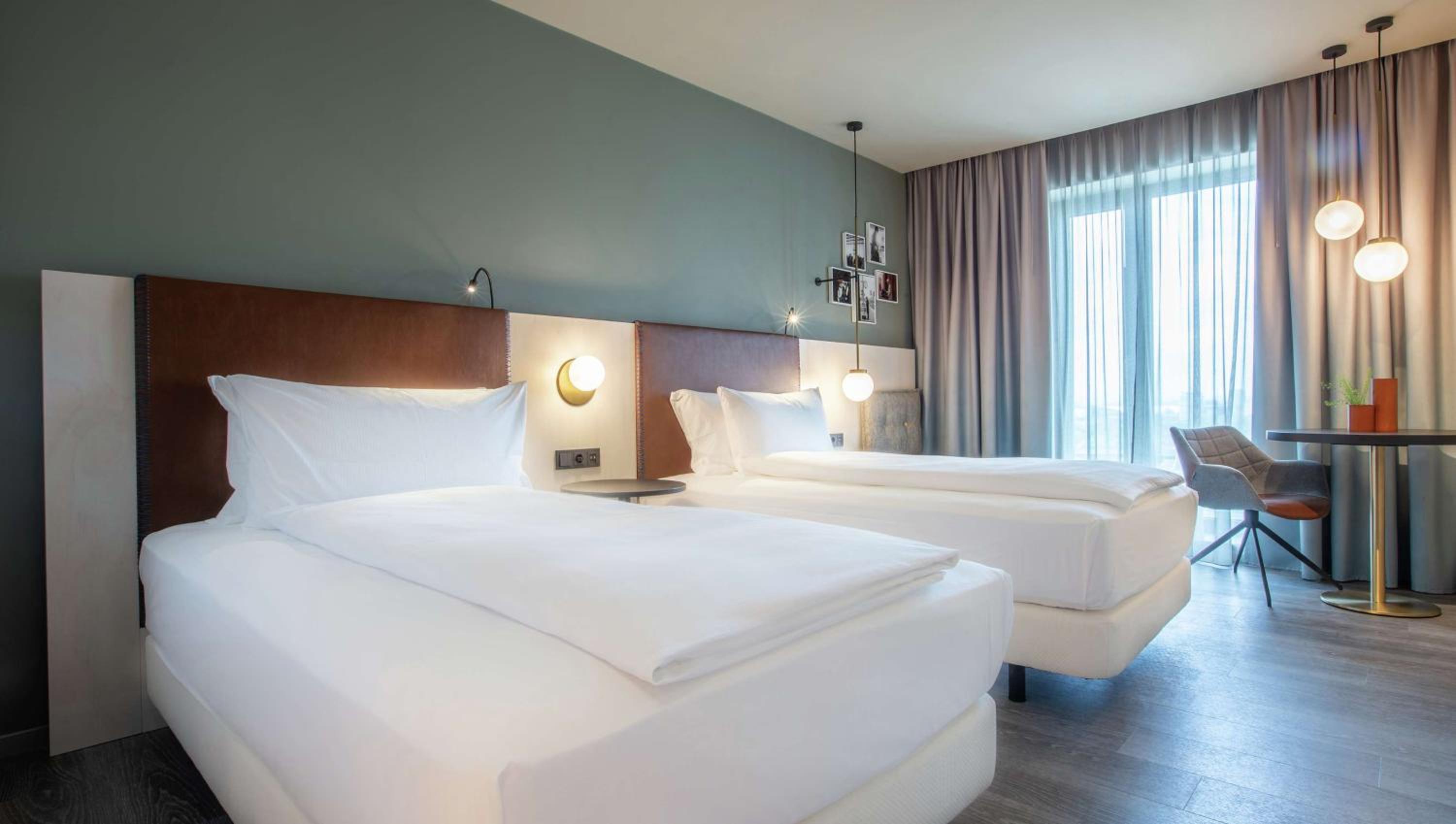 Twin Room - Photo 1