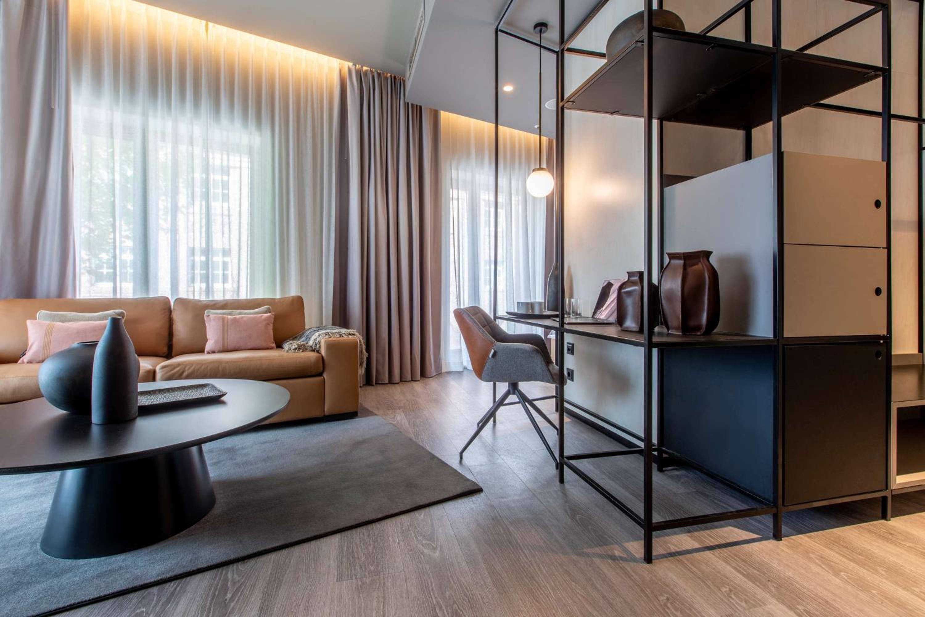 Junior Suite - Photo 2