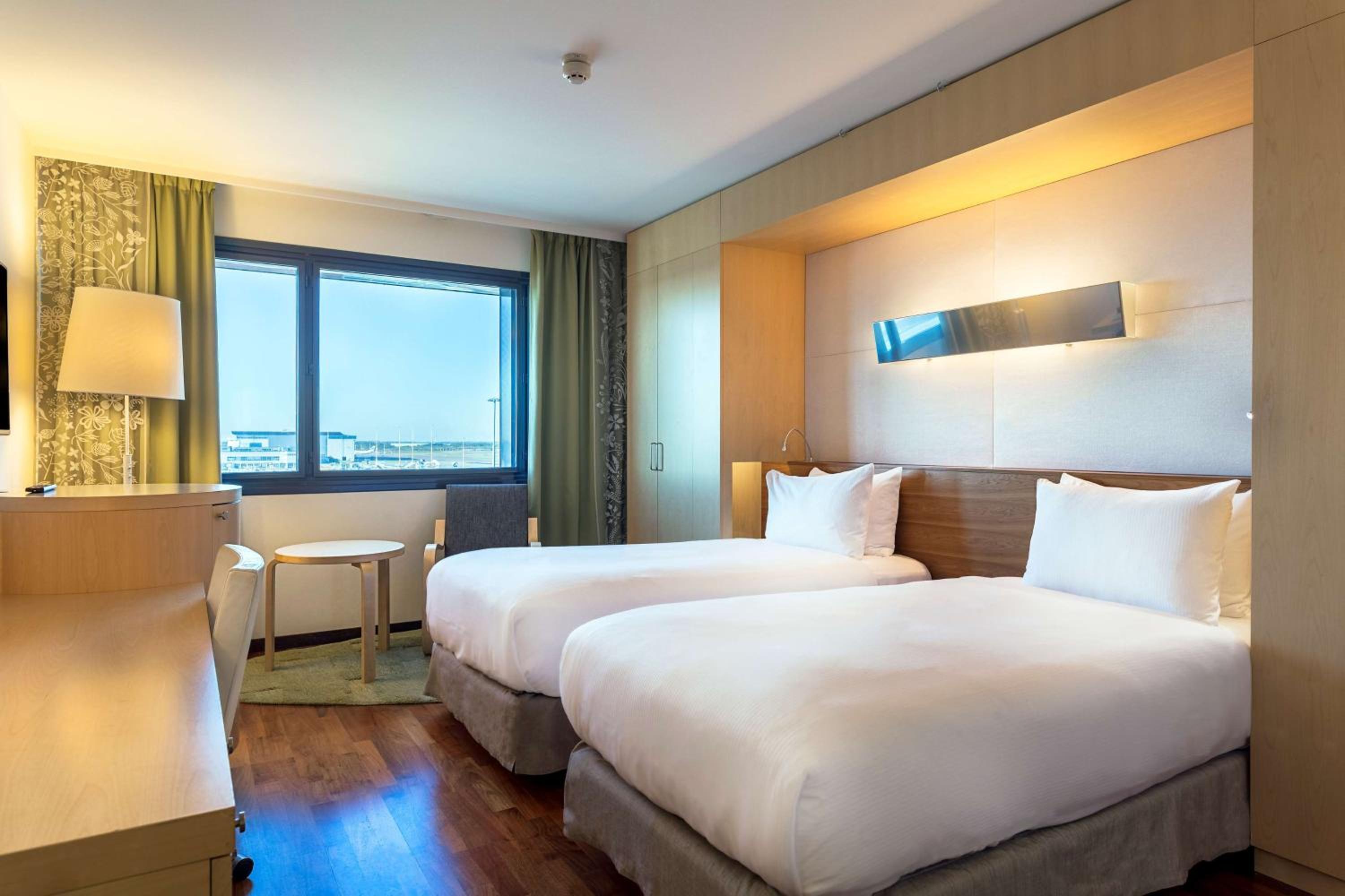Twin Room - Photo 1