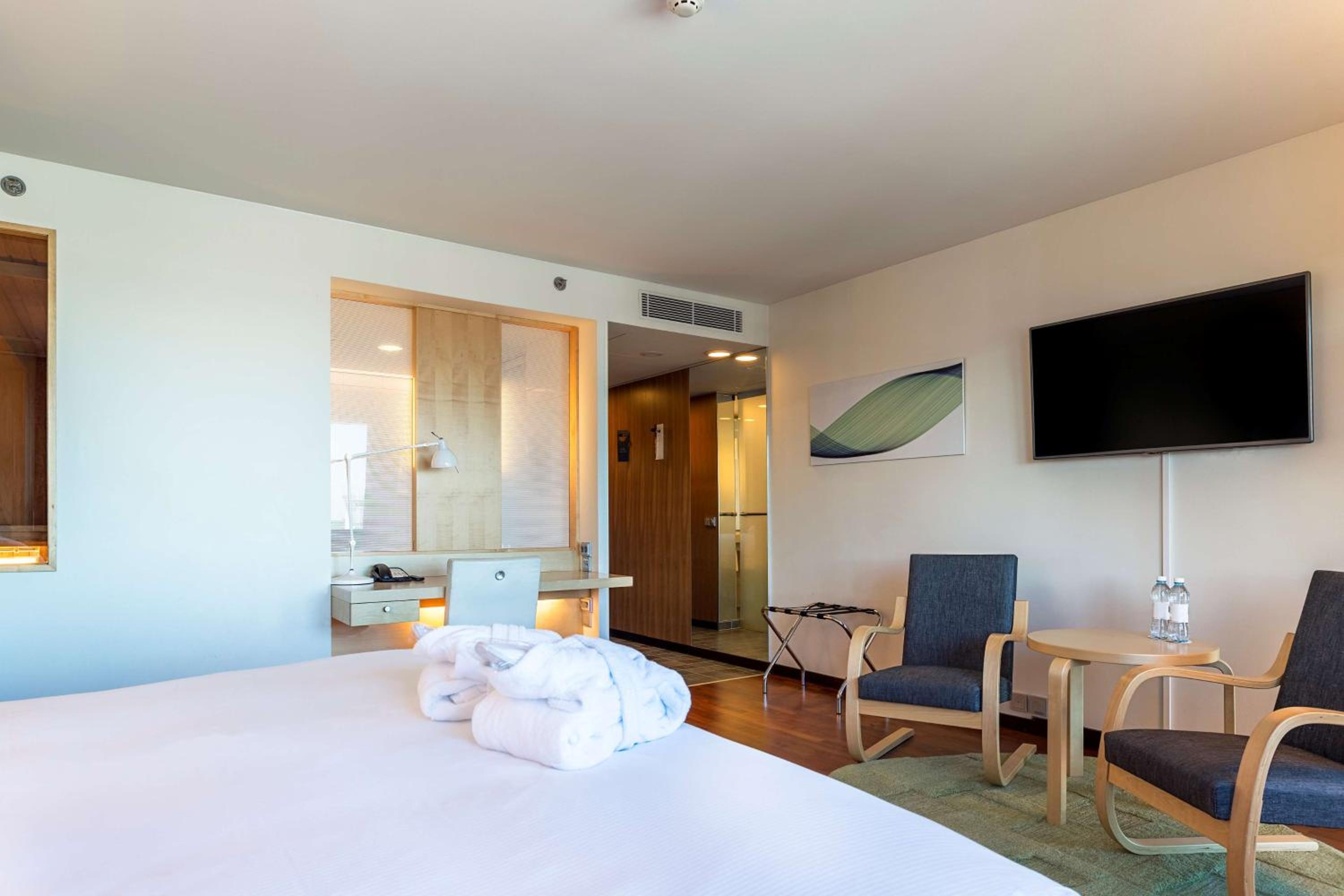 Executive King Room with Sauna - Photo 5