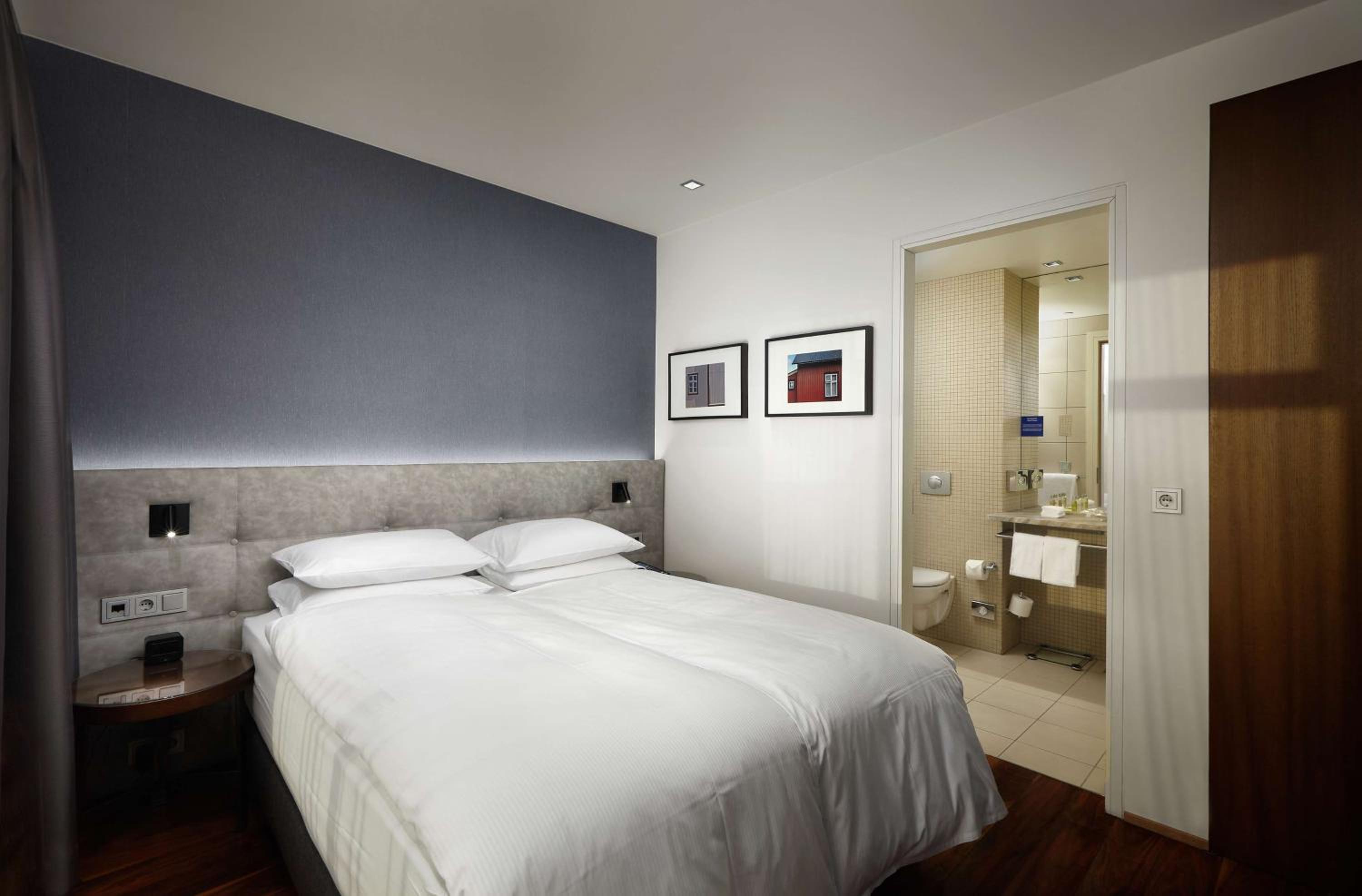 Executive King Room - Photo 2