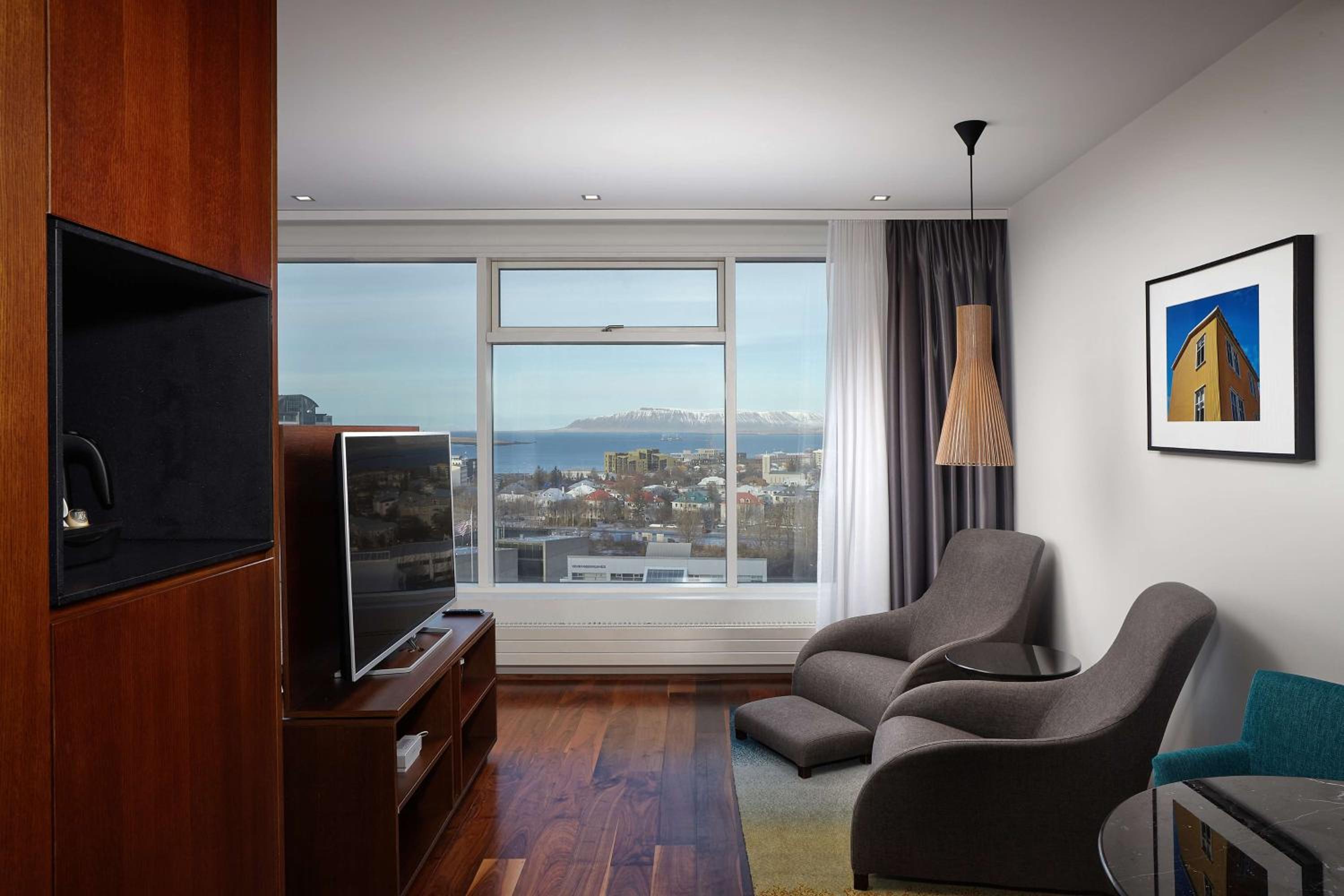 King Executive Room with Scenic View - Photo 1