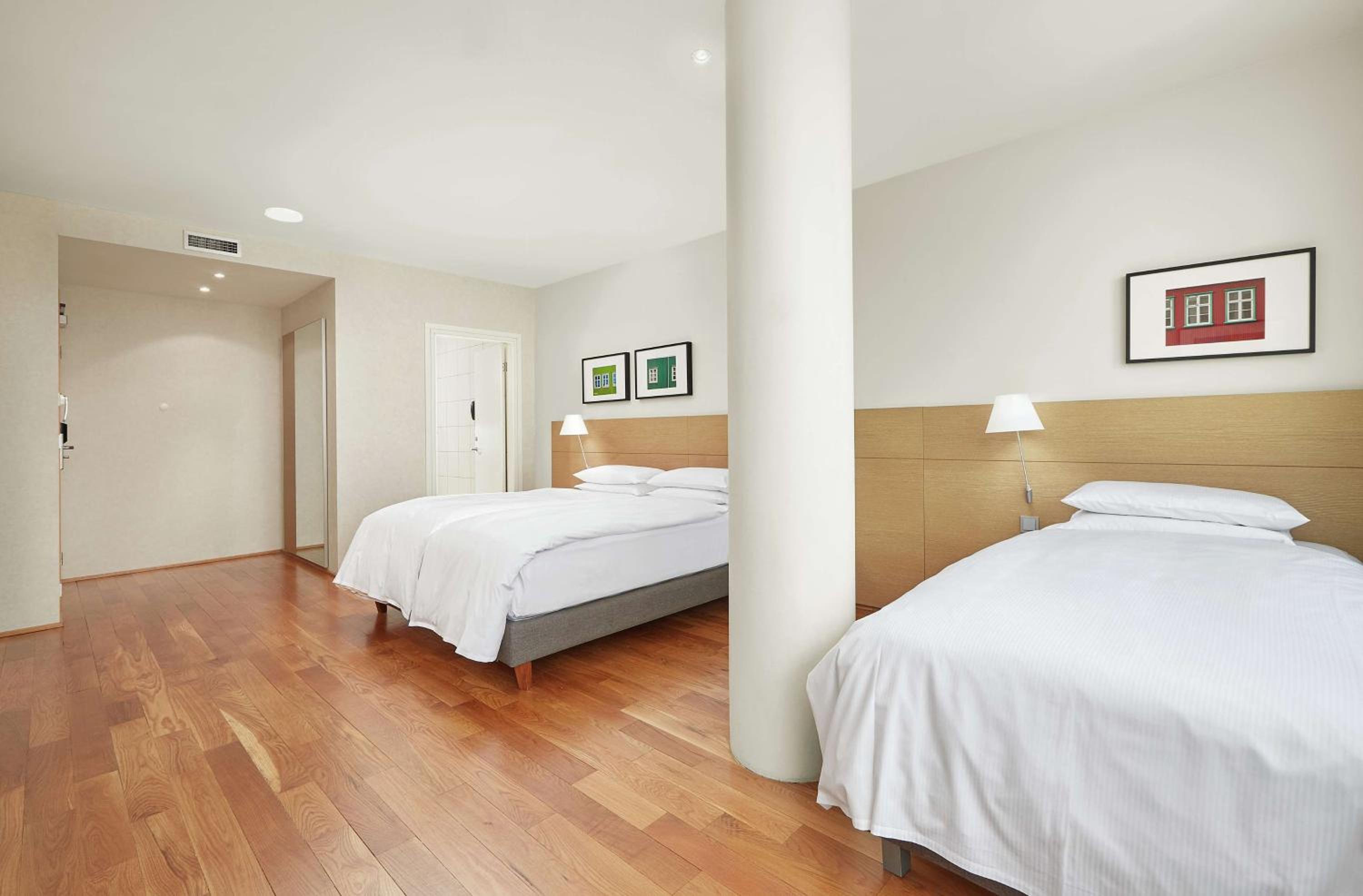 Family Executive Room - Photo 4