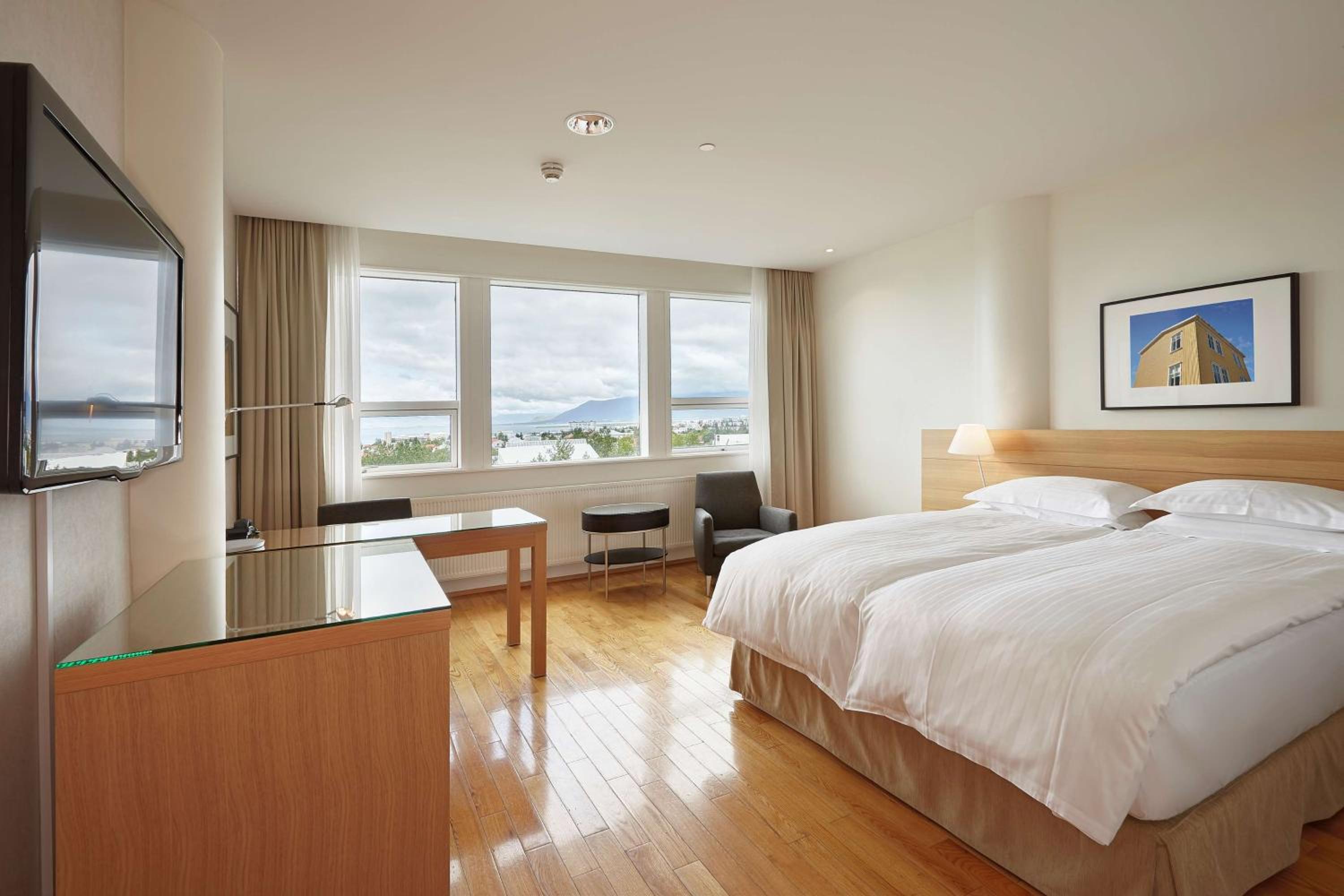 Standard Double Room with Mountain View - Photo 2