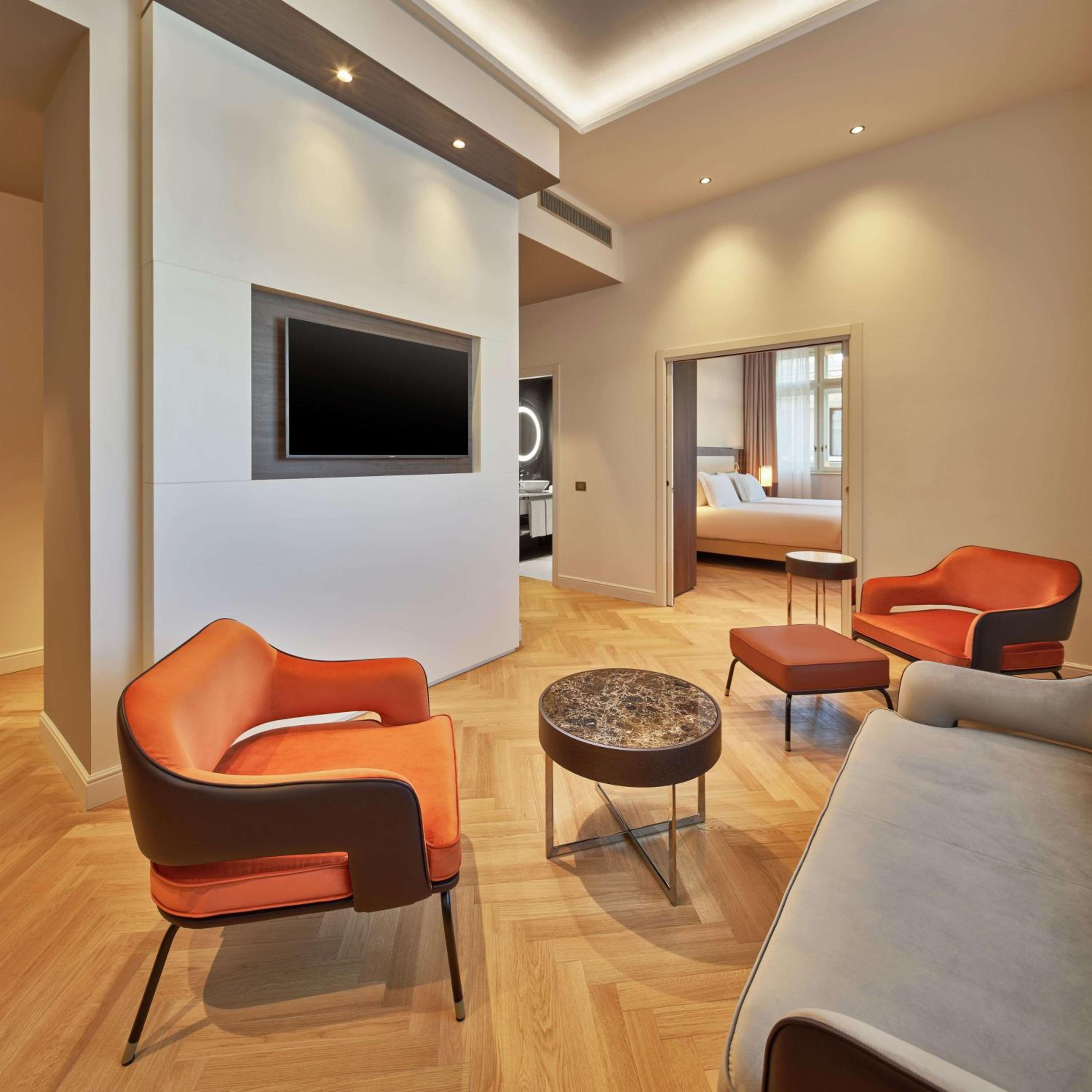 Two-Bedroom King Suite thumbnail 6