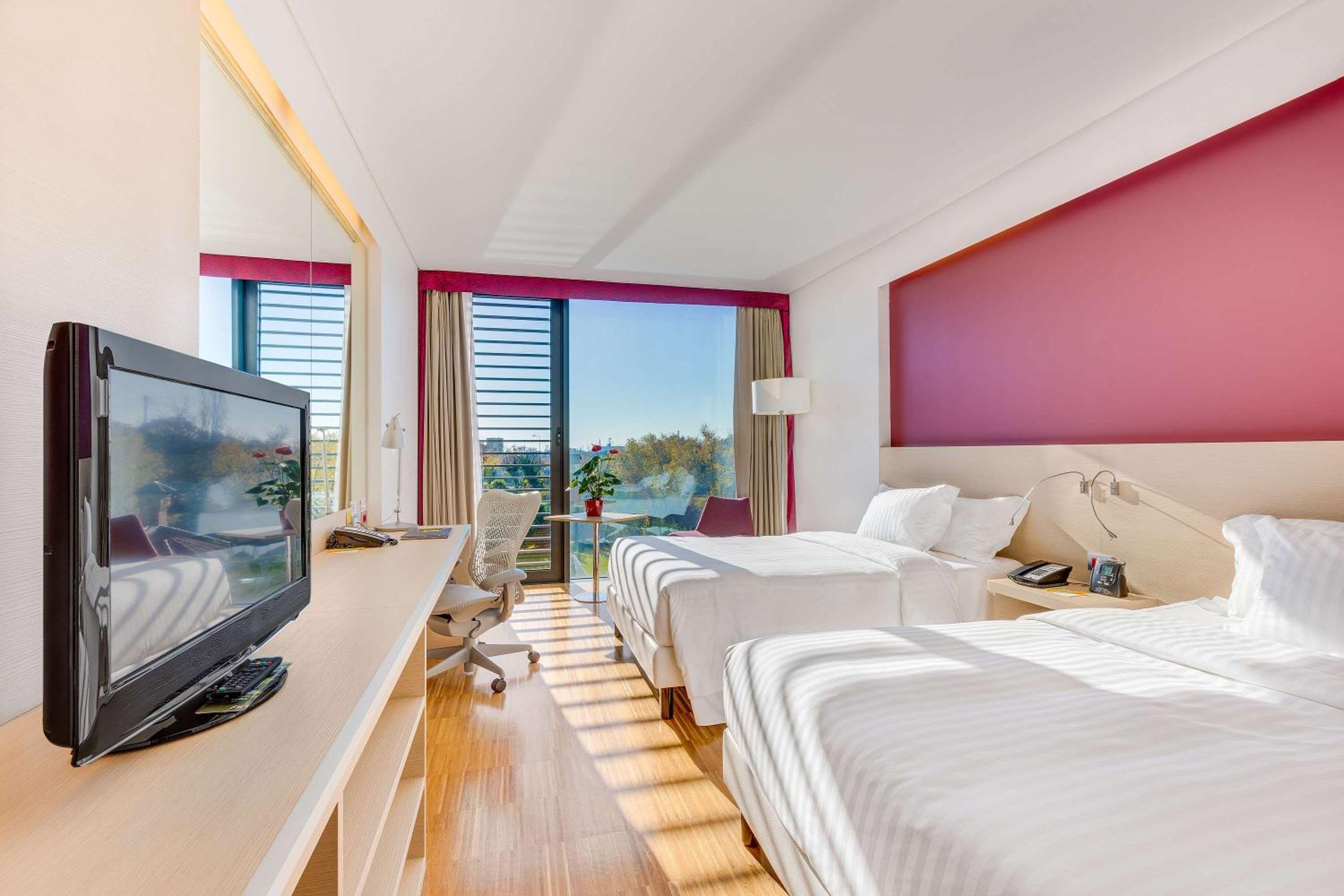 Superior Queen Room with Two Queen Beds