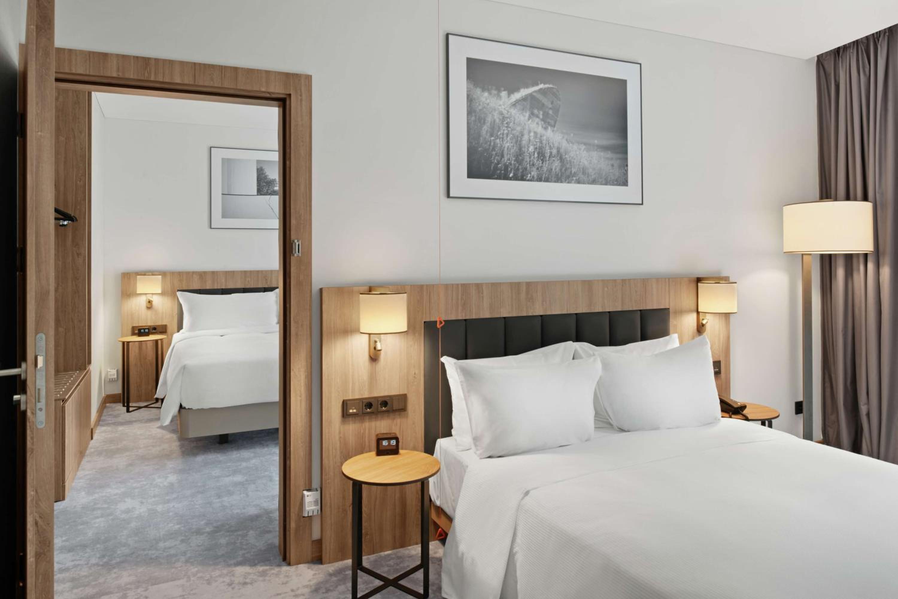 Queen Room - Accessible - Photo 2