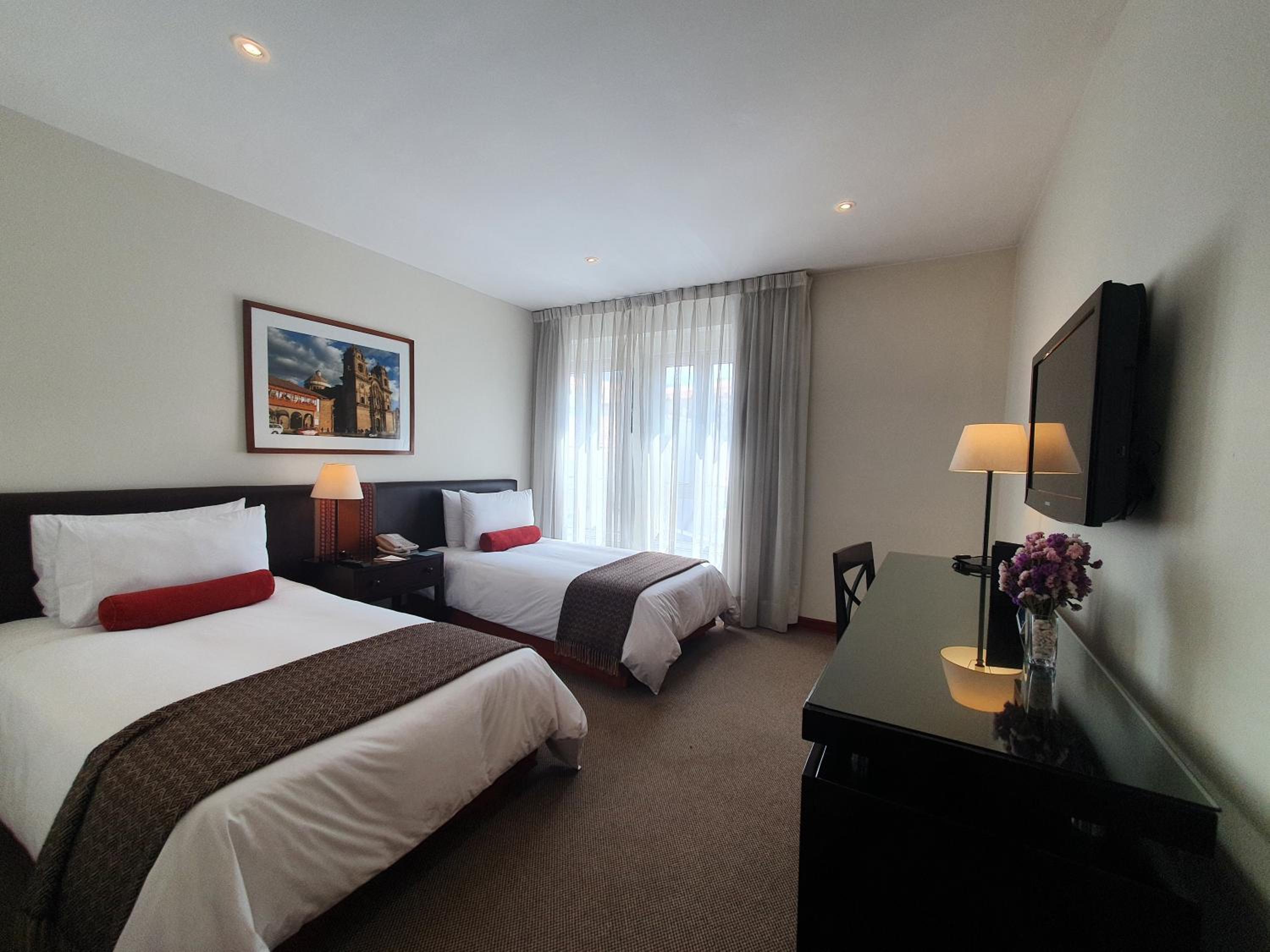 Standard Twin Room - Photo 1