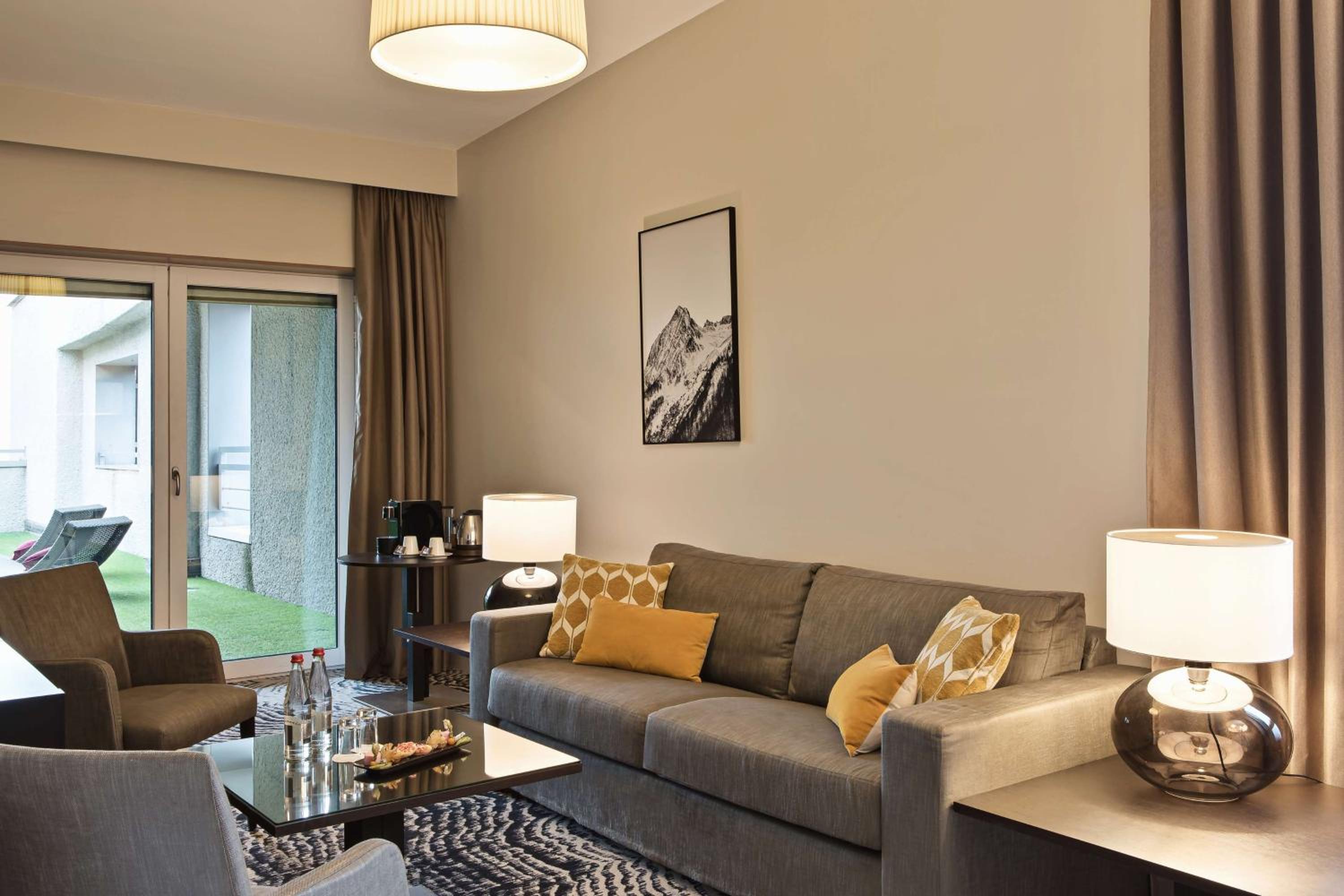 Superior King Suite with Terrace And Lake View - Photo 6