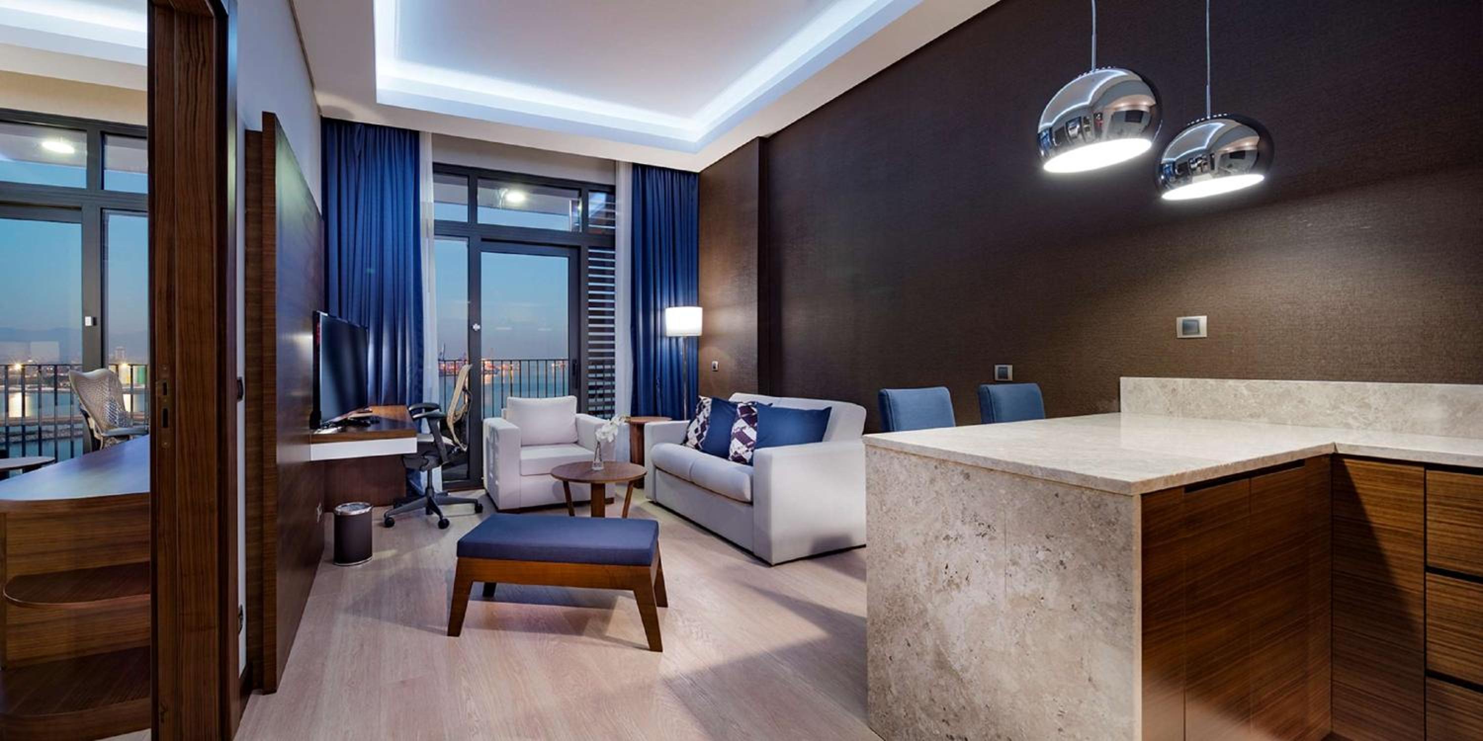 King Suite with Sea View