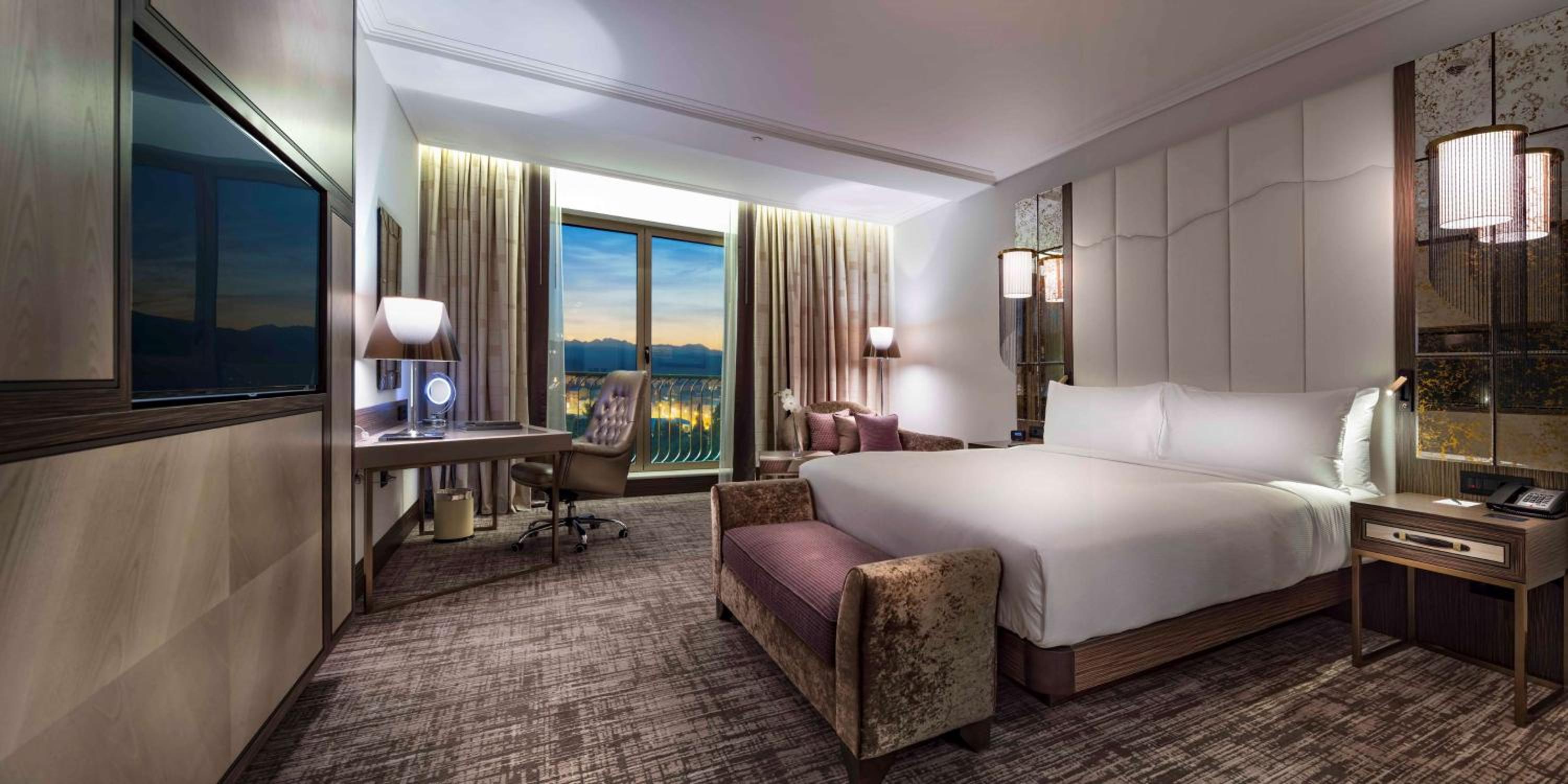 Executive King Room - Lounge Access - Photo 1