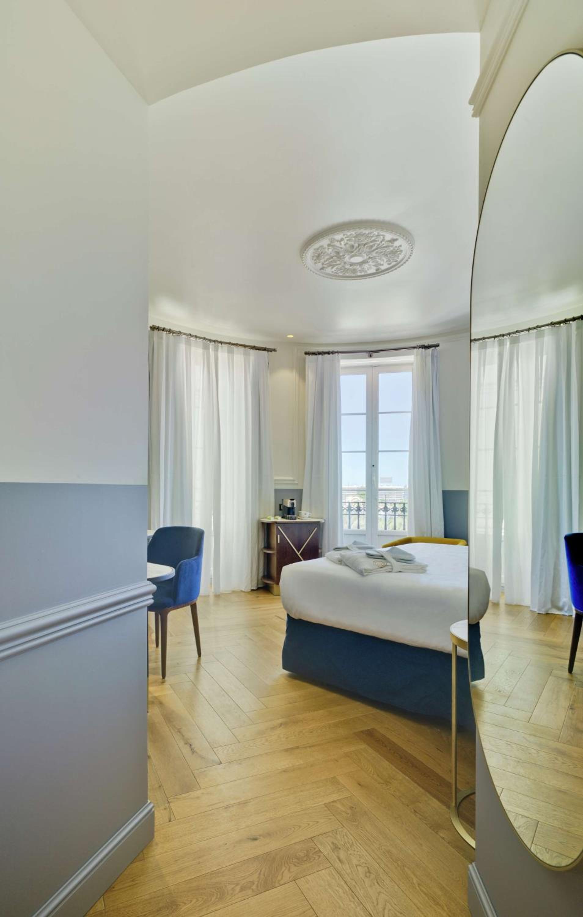 Joaquin Room with Sea View thumbnail 6