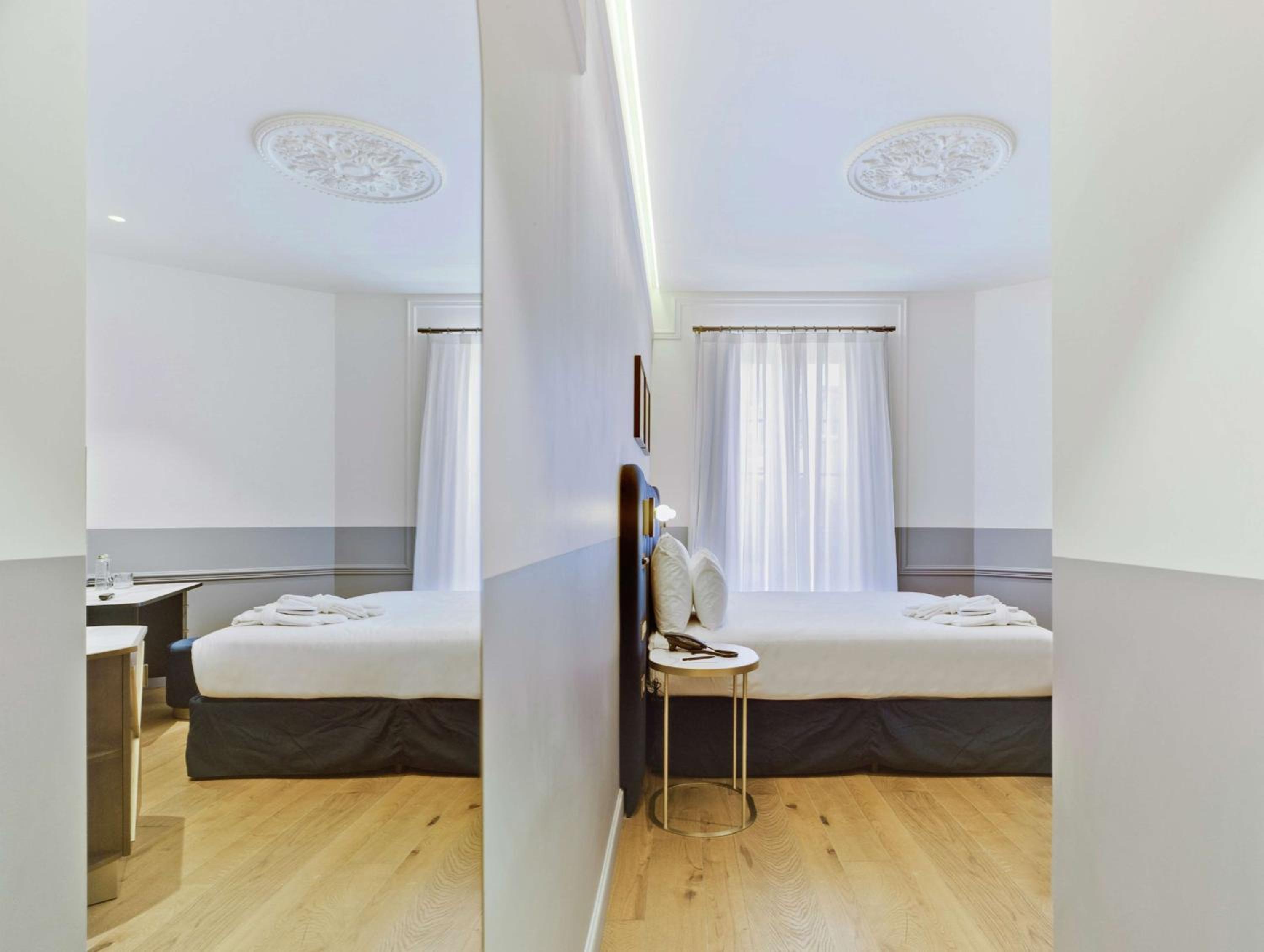 Clara Room