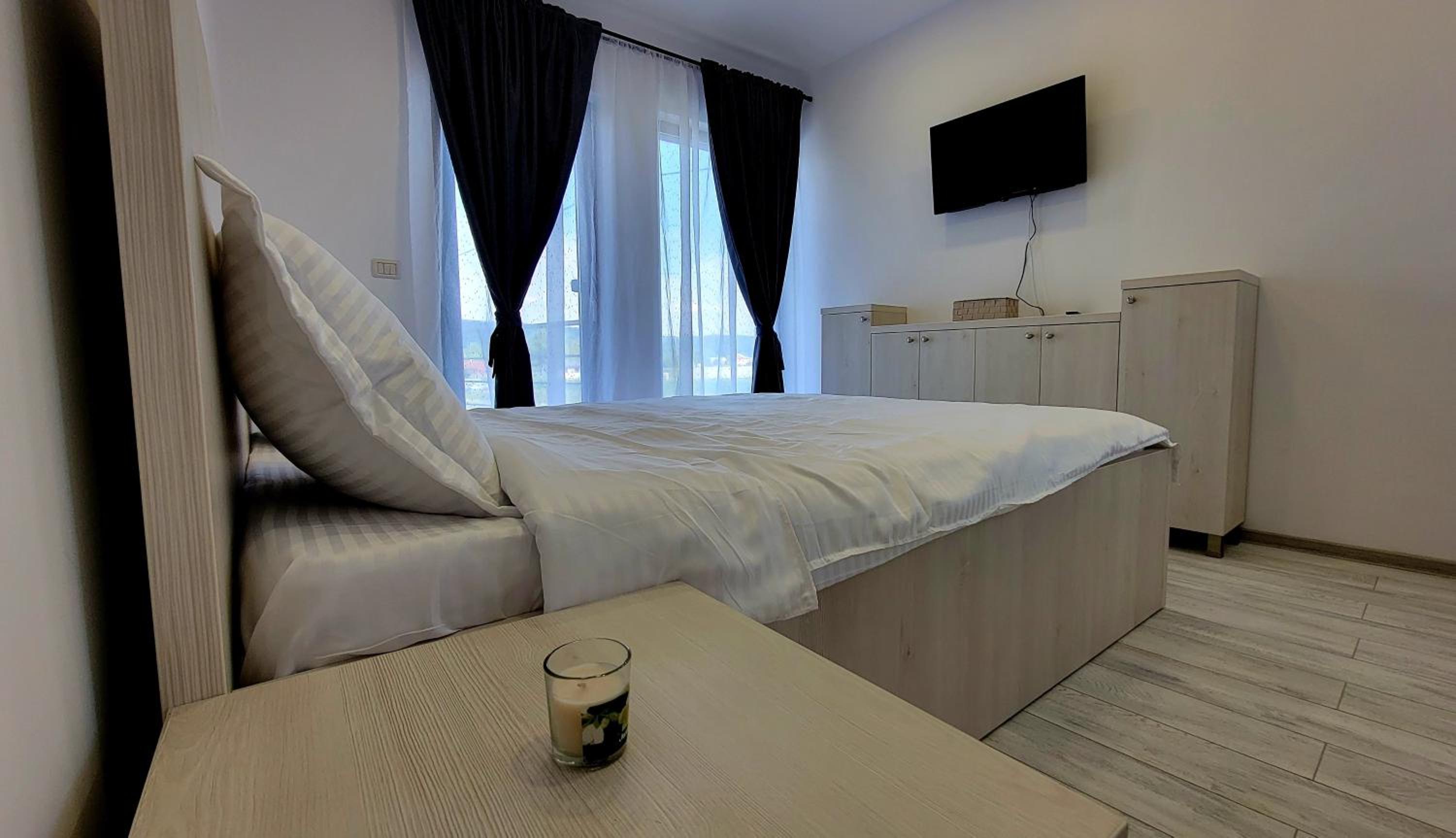 Three-Bedroom Villa photo 2