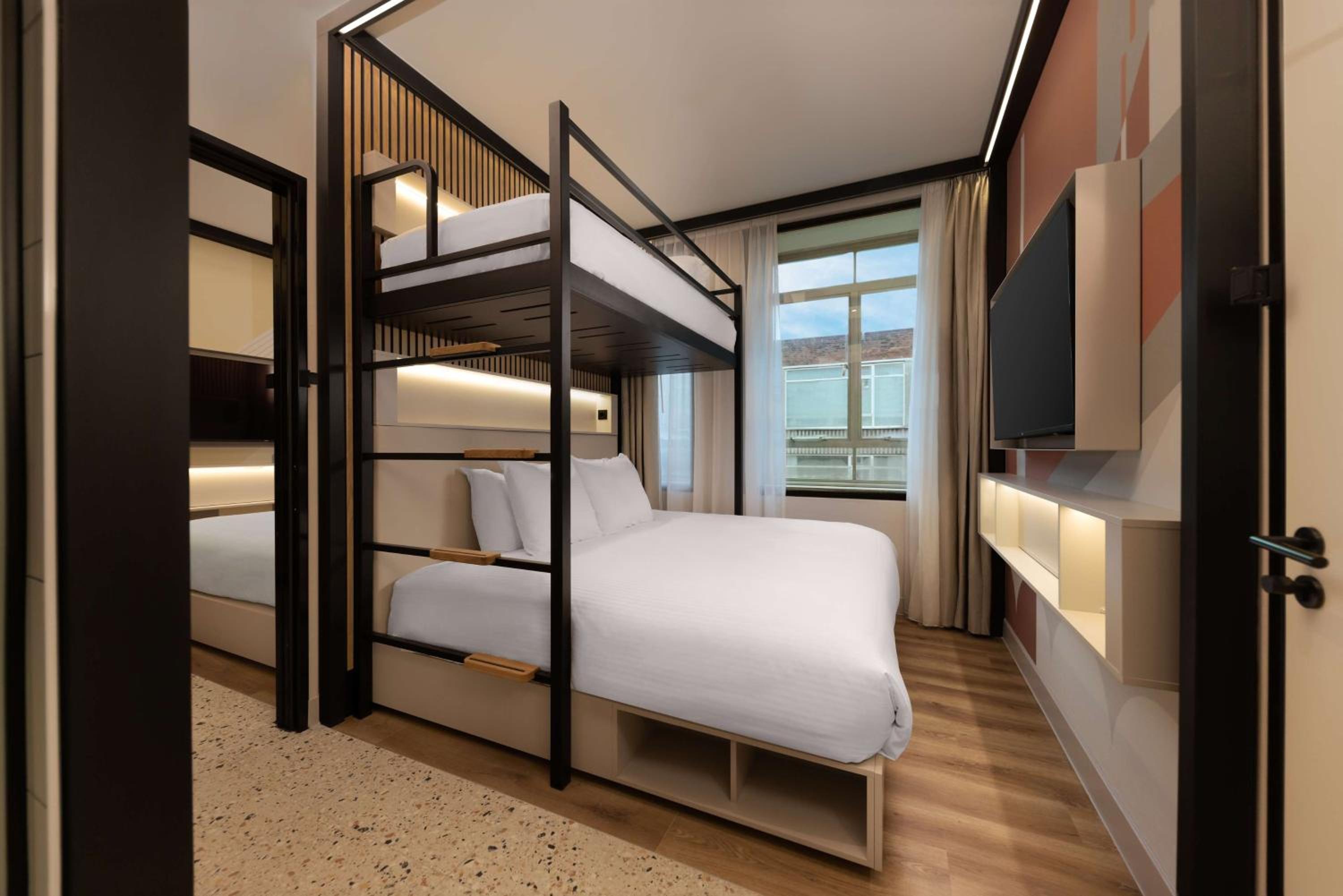 King Bunk Bed Room with Lofted Single Bed - Photo 1