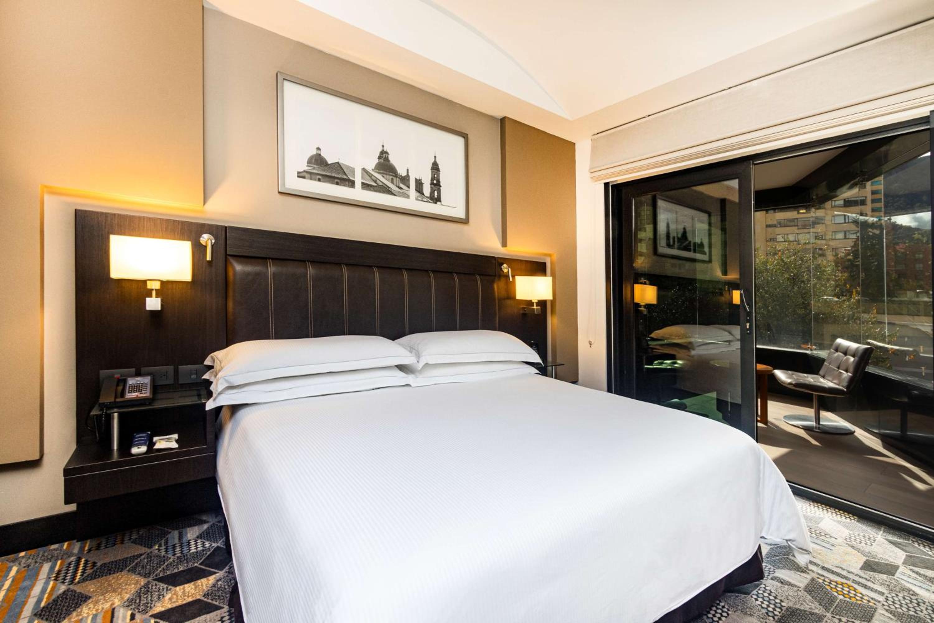 King Suite with Terrace - Photo 1