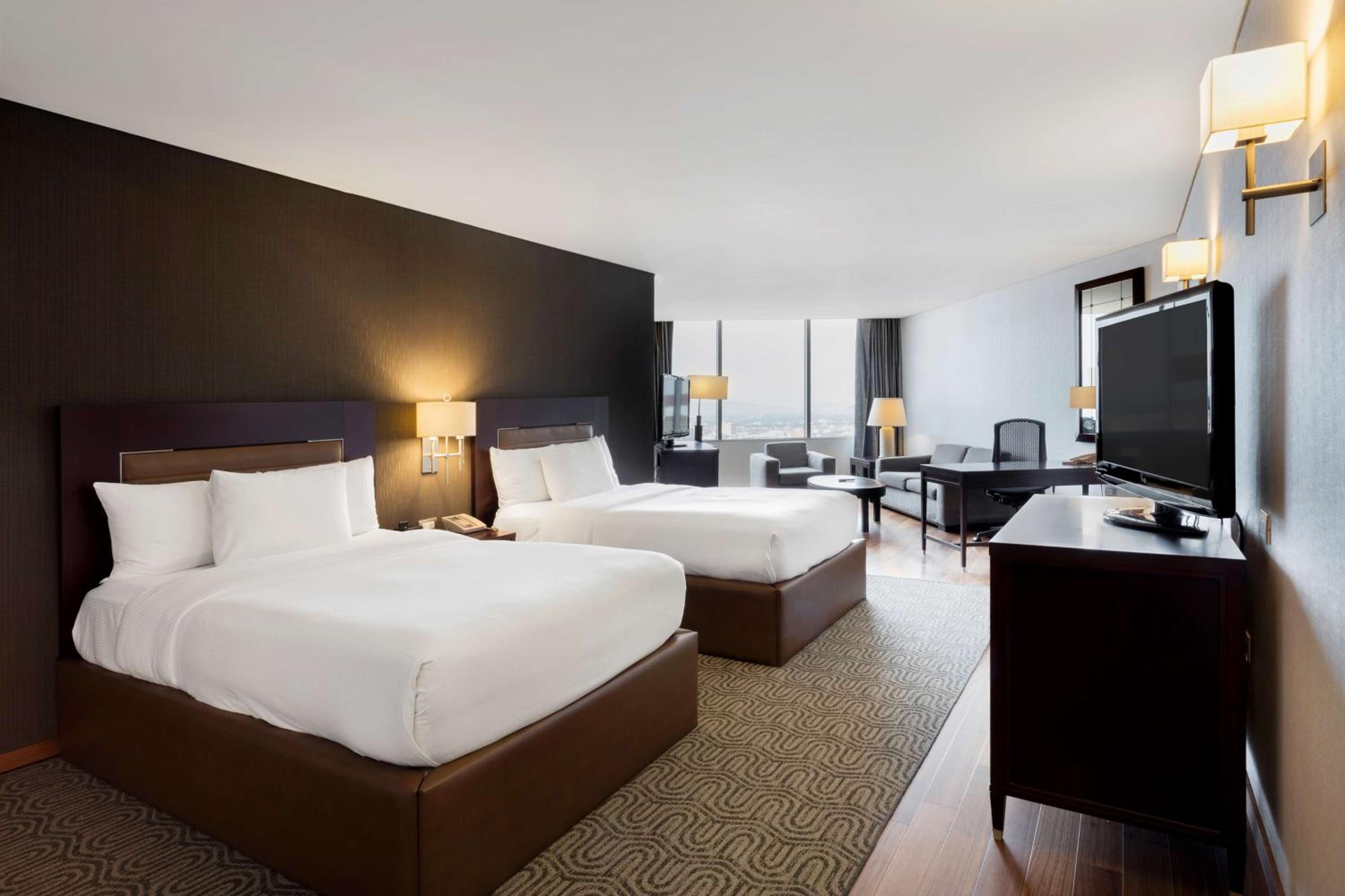 Standard Junior Suite