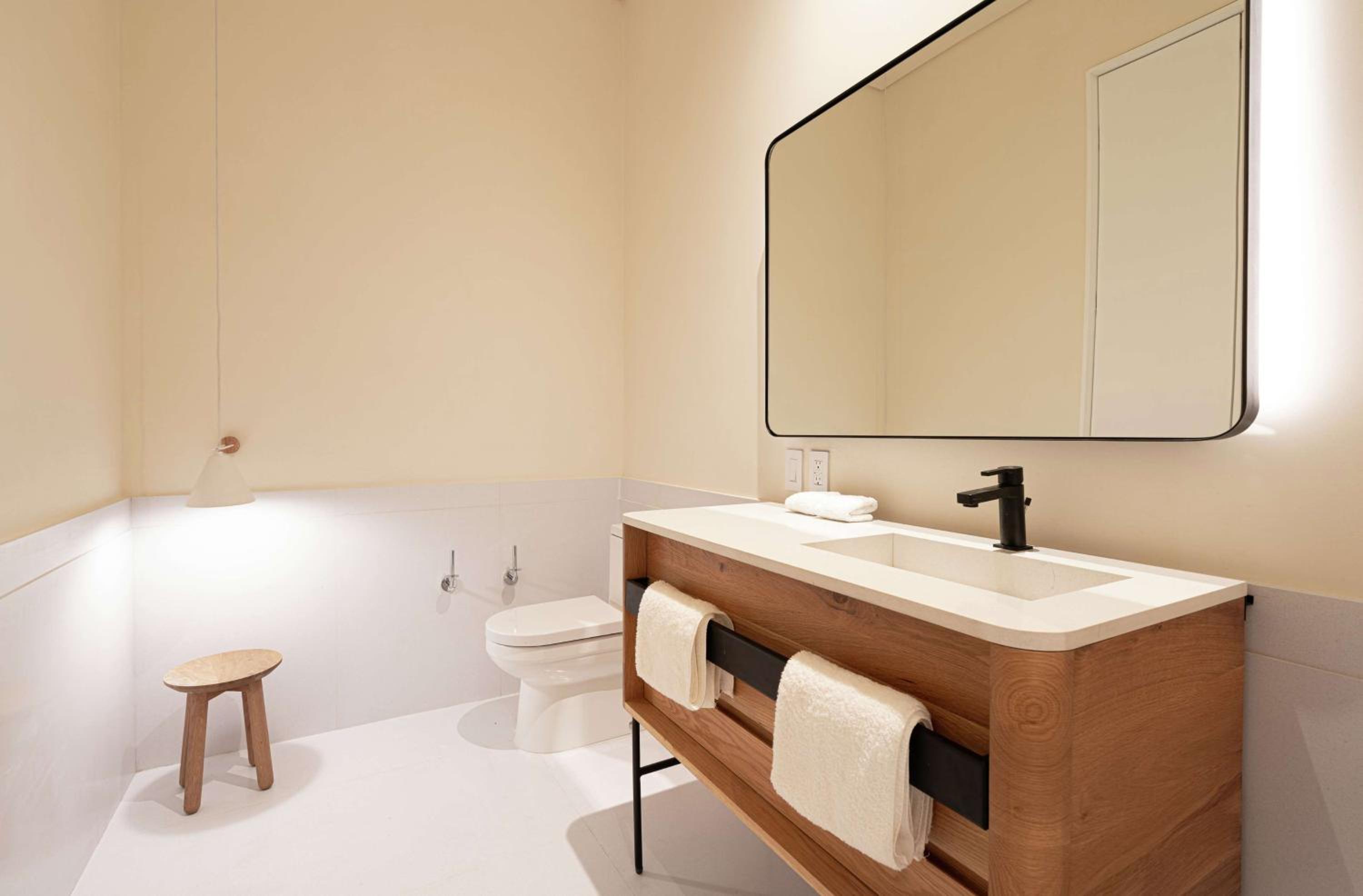 Queen Room - Photo 6