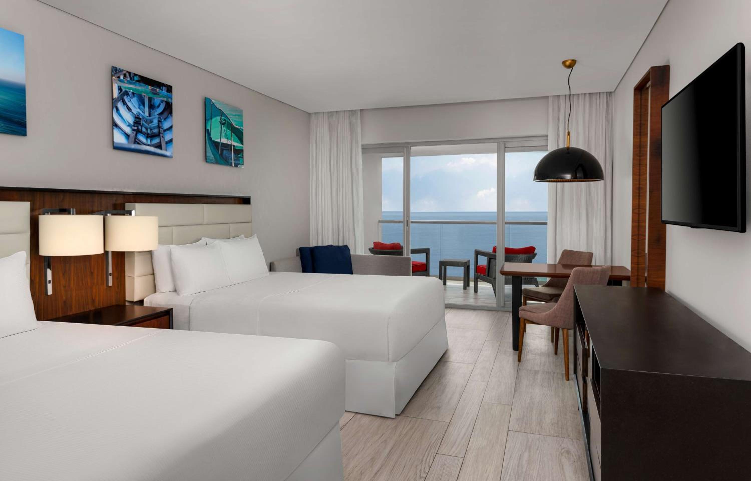 Queen Room with Two Queen Beds and Standard Oceanfront View