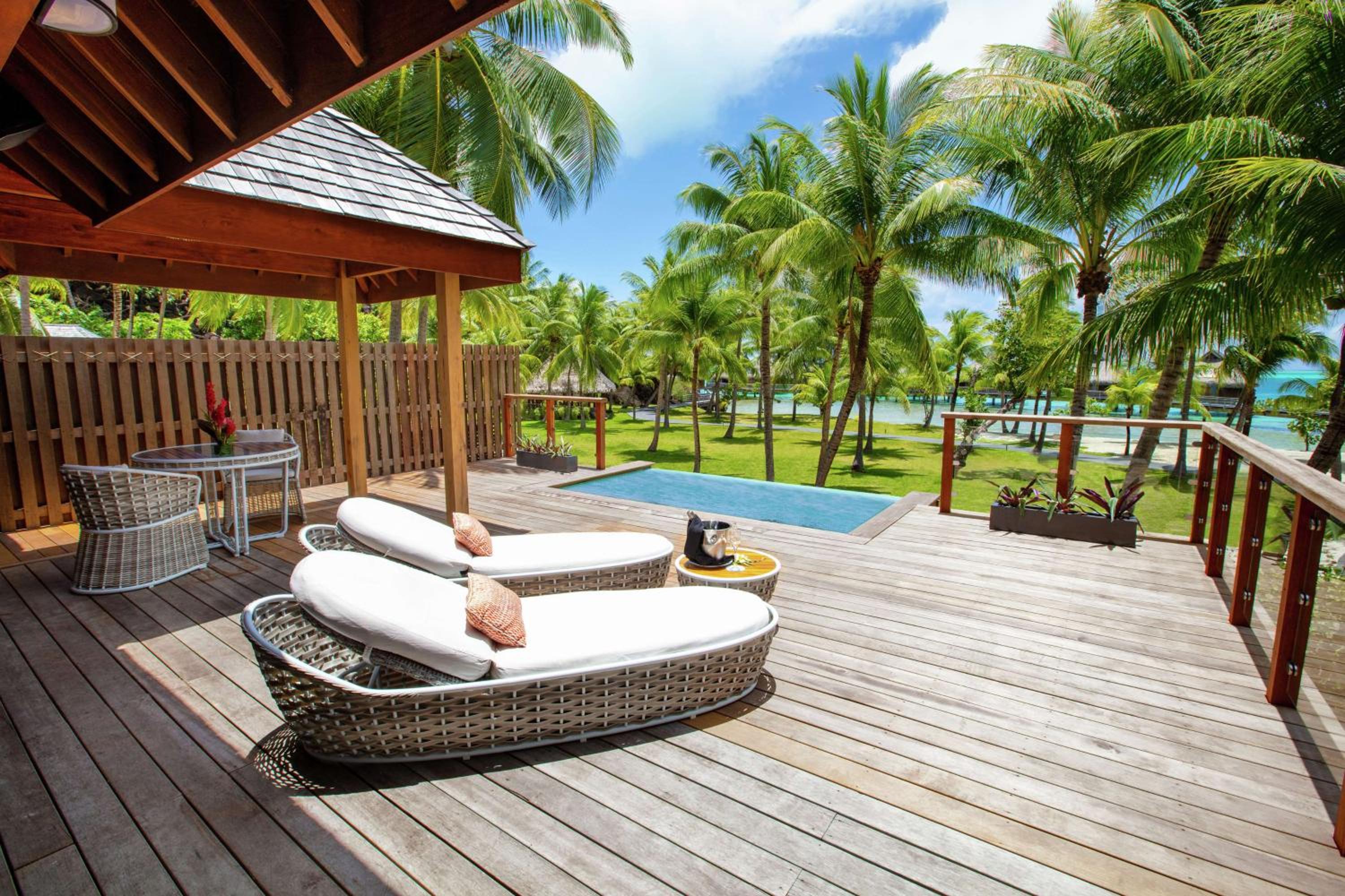 Balcony & Terrace