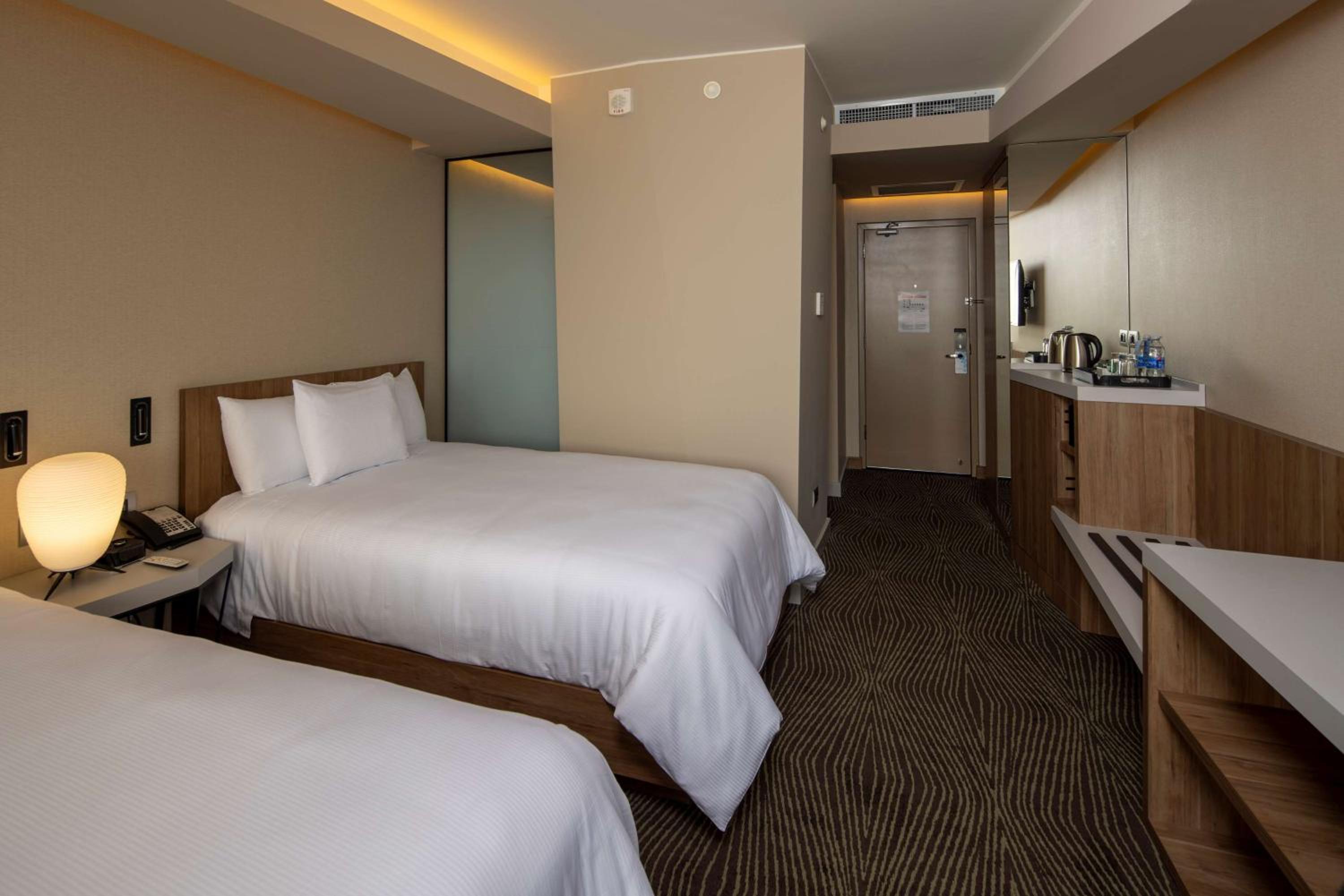 Double Room with Two Double Beds - Photo 3