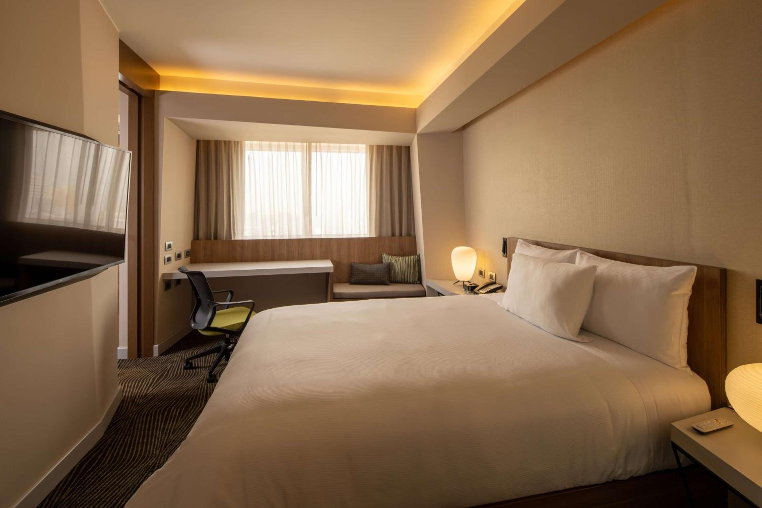 One-Bedroom Suite with Sleeper Sofa - Photo 1