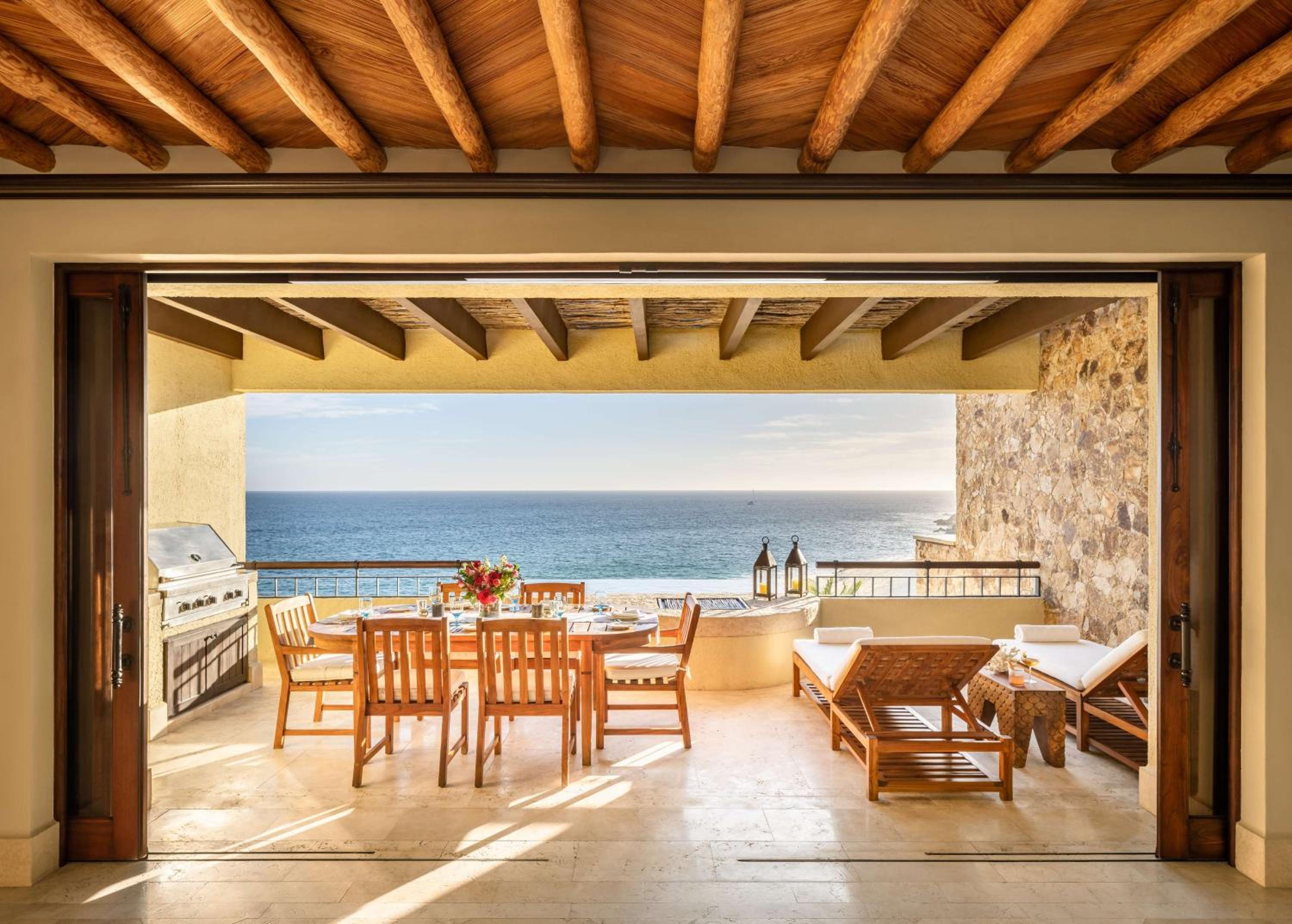 Three-Bedroom Villa with Plunge Pool and Ocean View - Photo 8