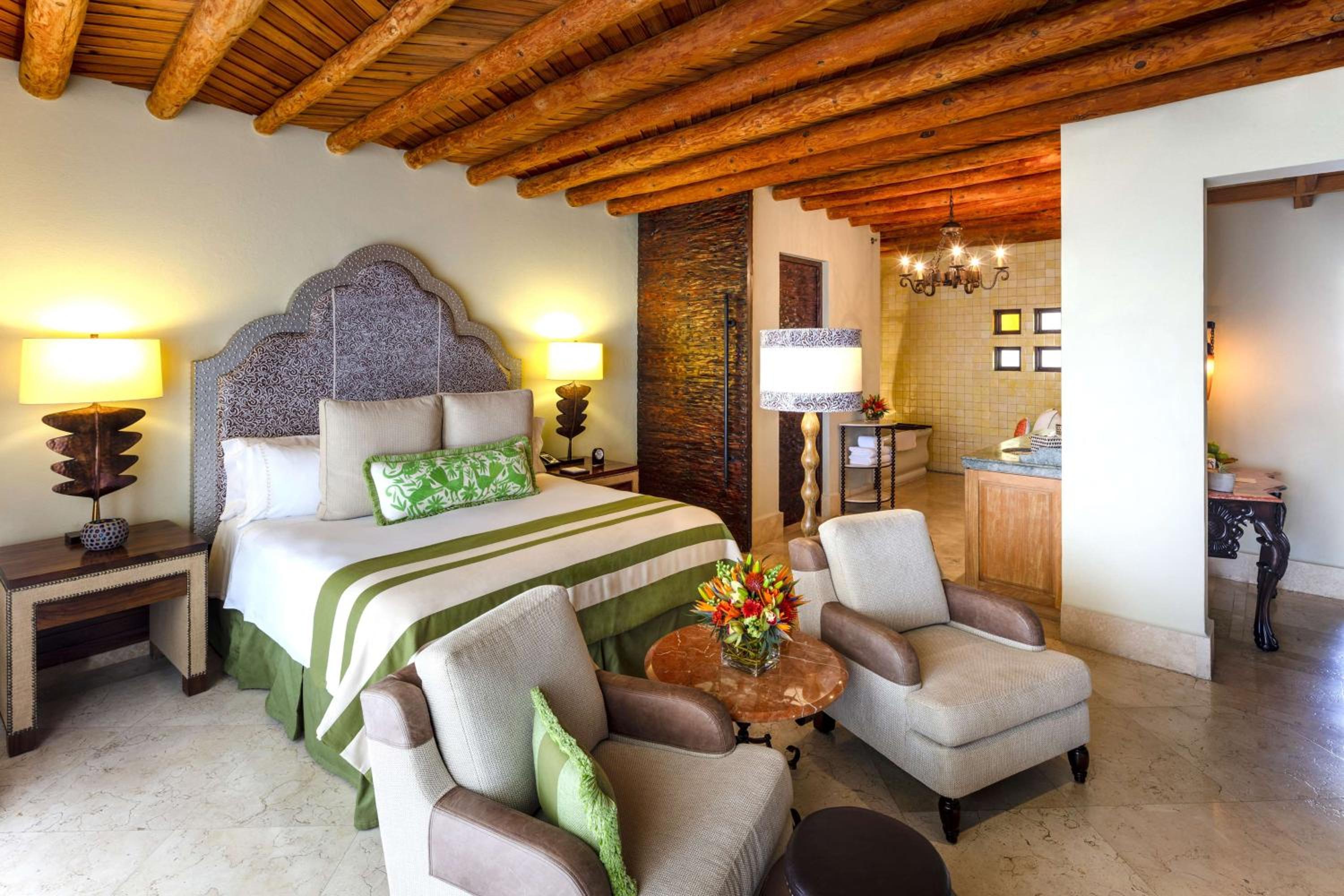 King Room with Plunge Pool and View - Photo 1