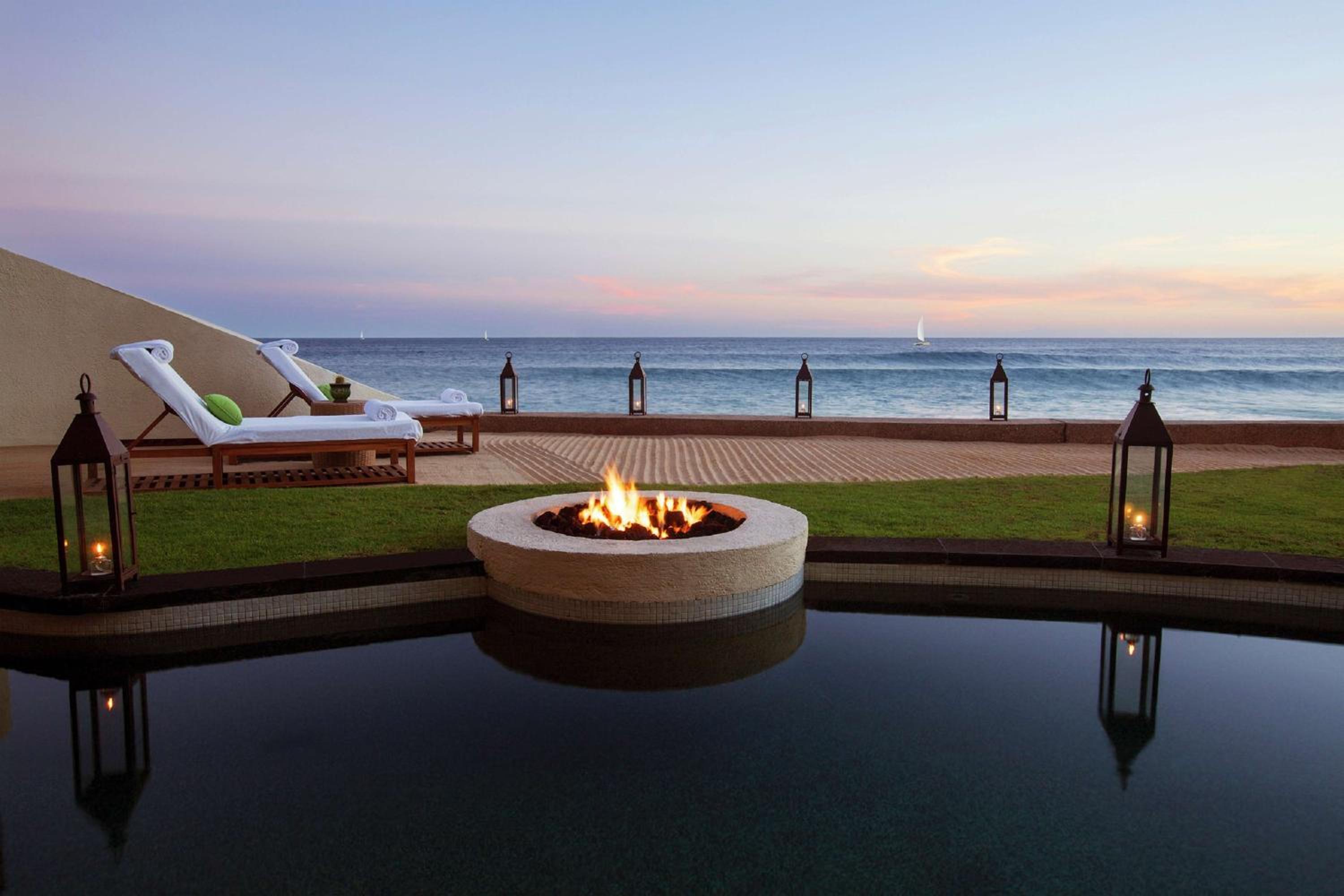 One-Bedroom Premium Suite - Beachfront - Photo 15