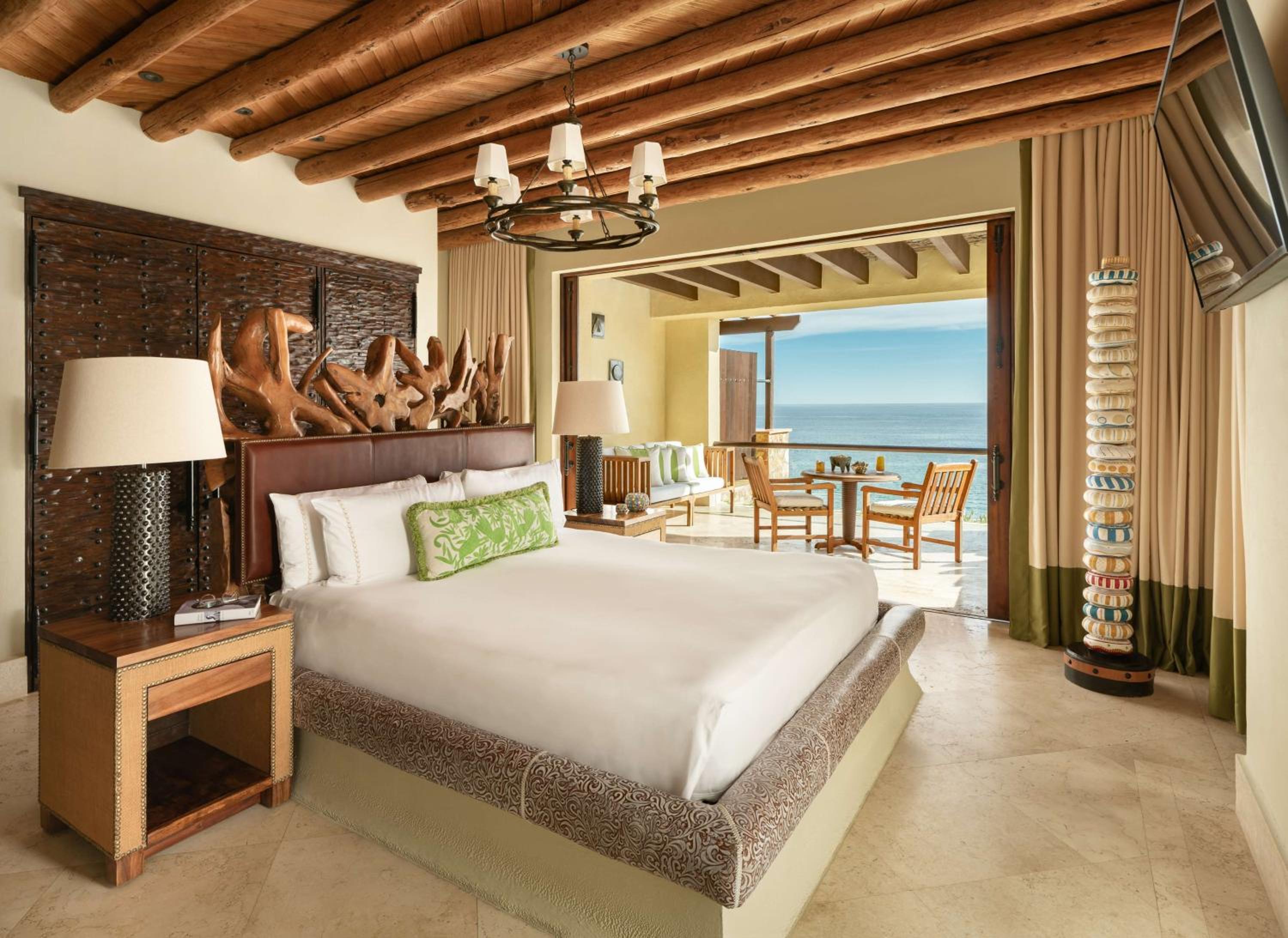 One-Bedroom Suite with Plunge Pool and Ocean View - Photo 3