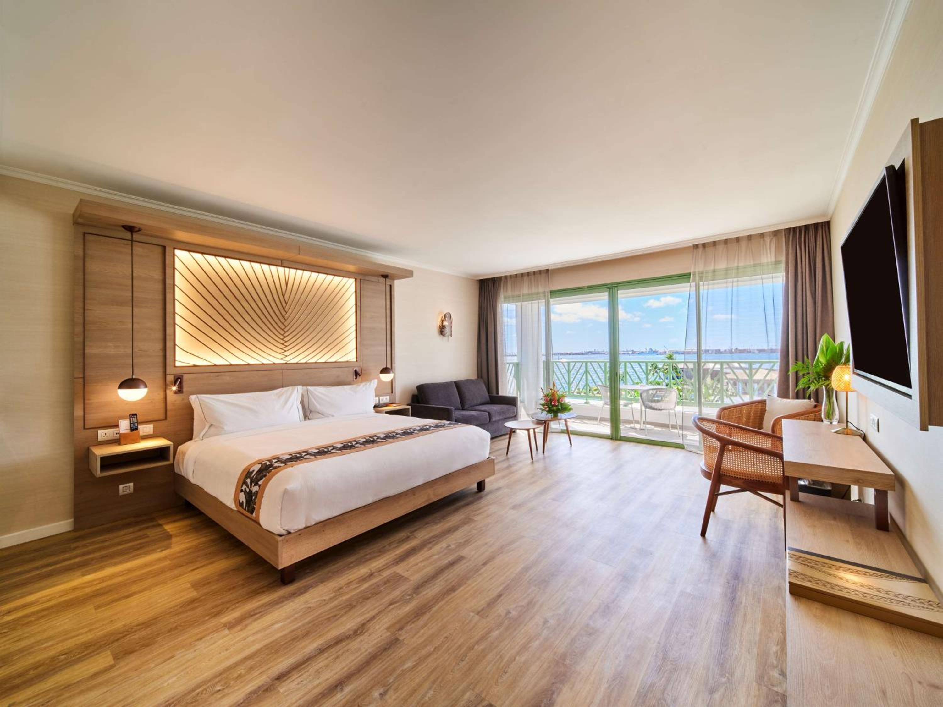 King Room Premier Ocean View - Photo 1