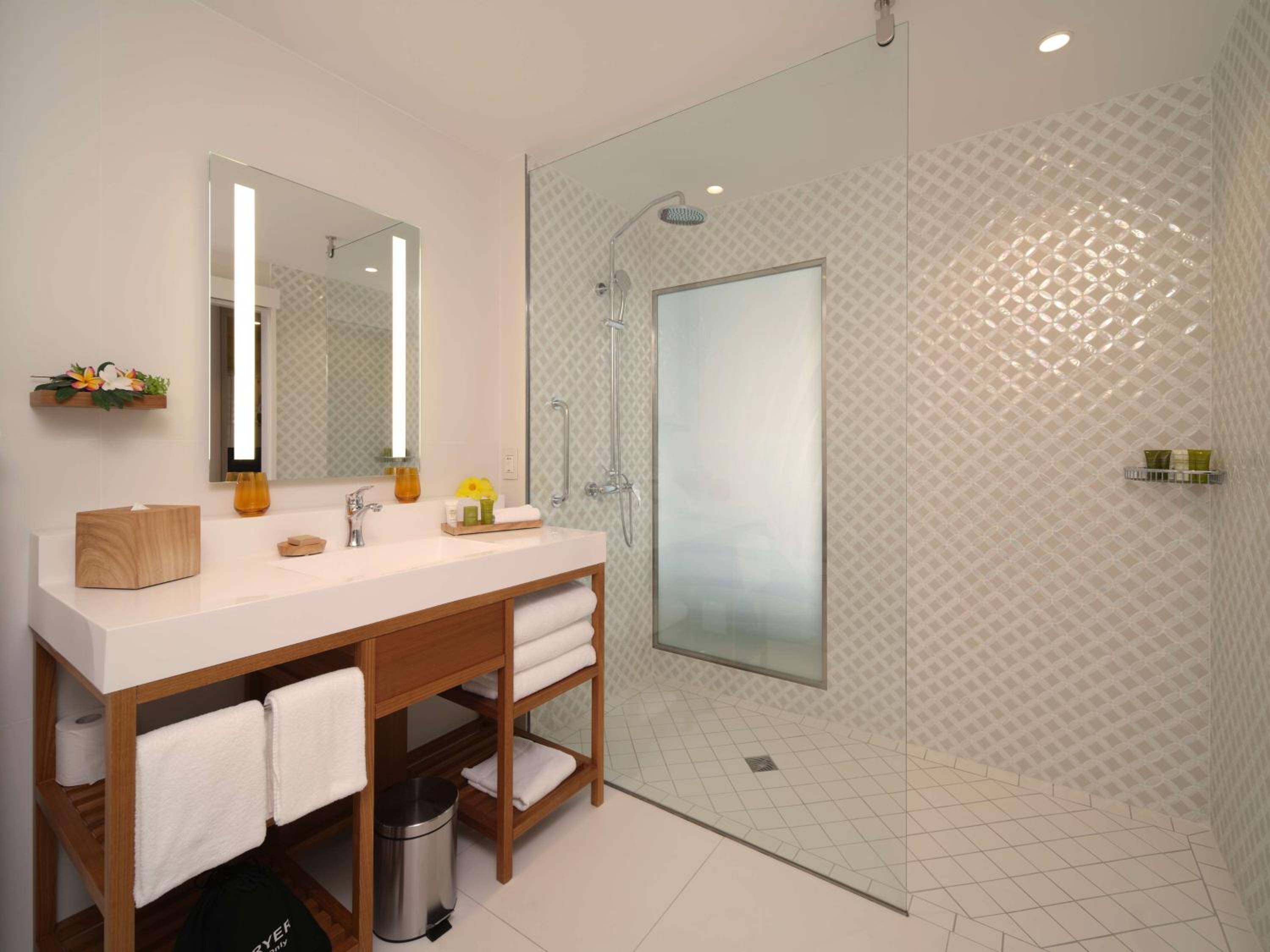 King Room with Ocean View - Photo 4