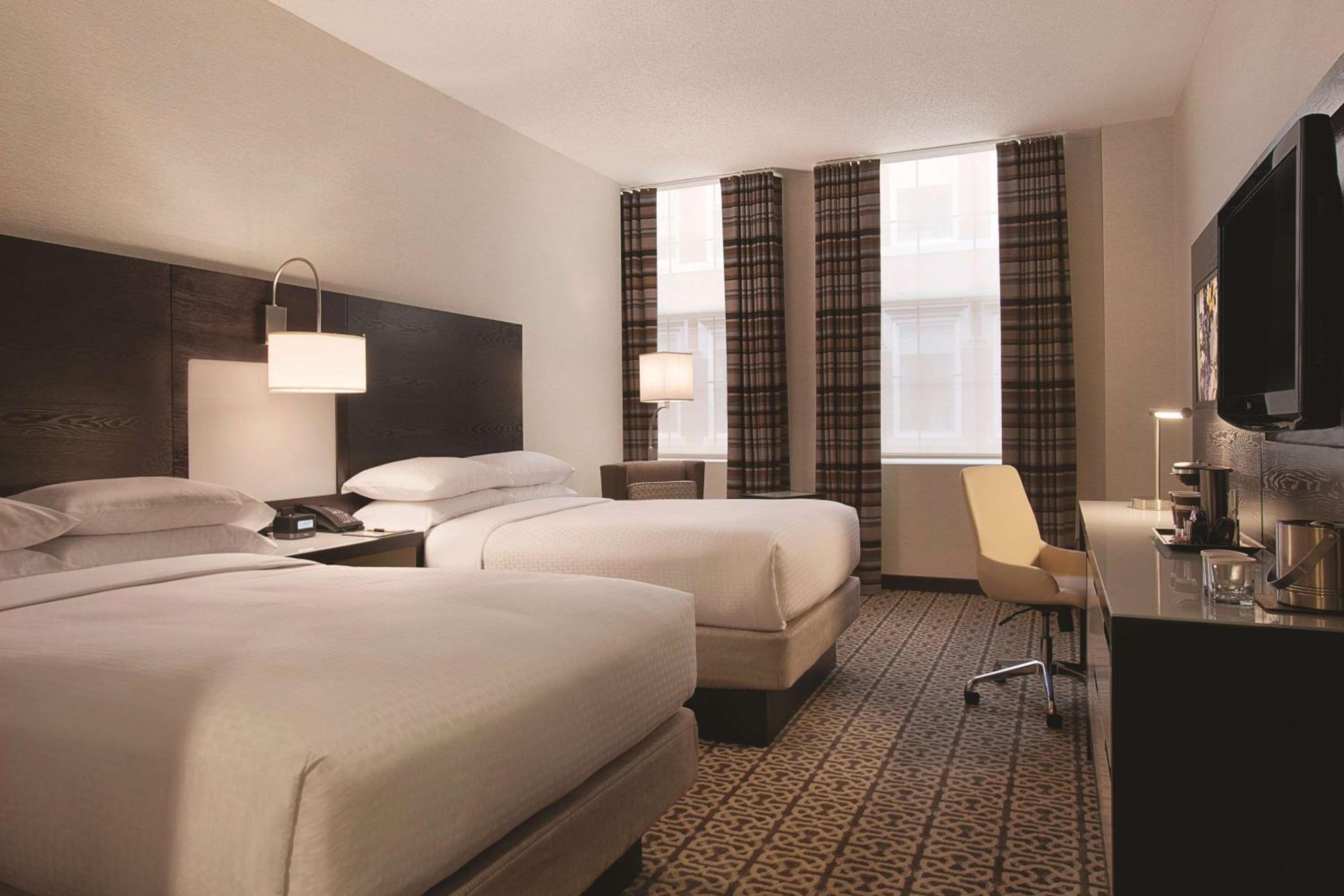 Double Room with Two Double Beds - Photo 1