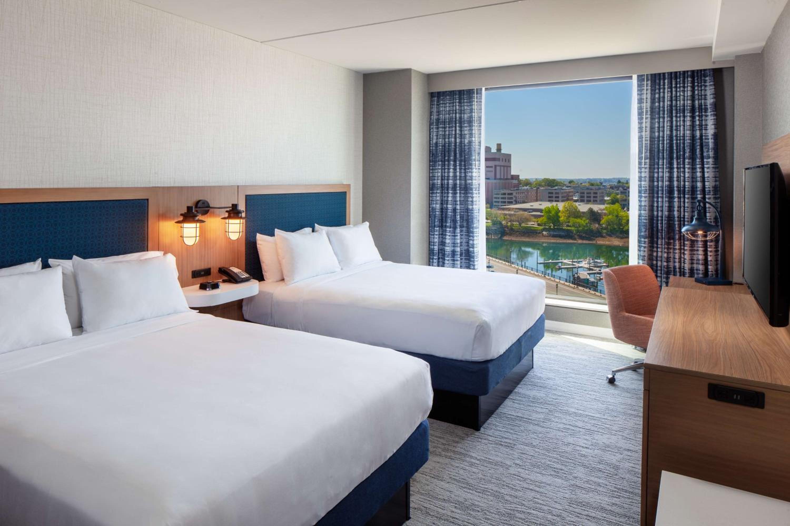 Queen Room with Two Queen Beds and Water View